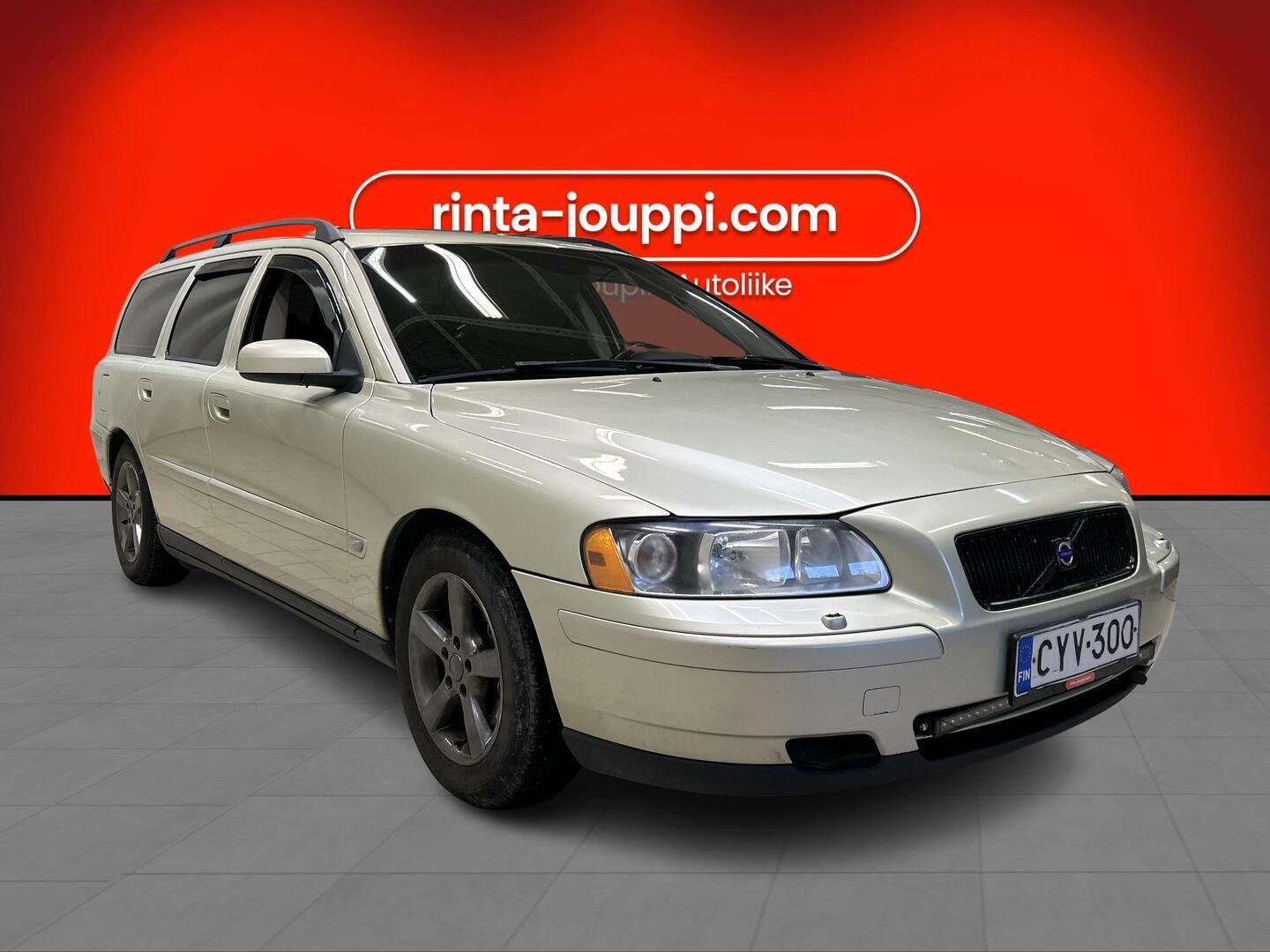 VOLVO V70 2005