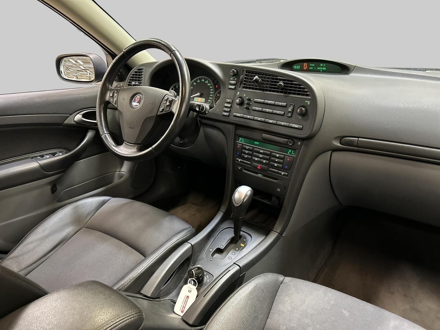 SAAB 9-3 2006