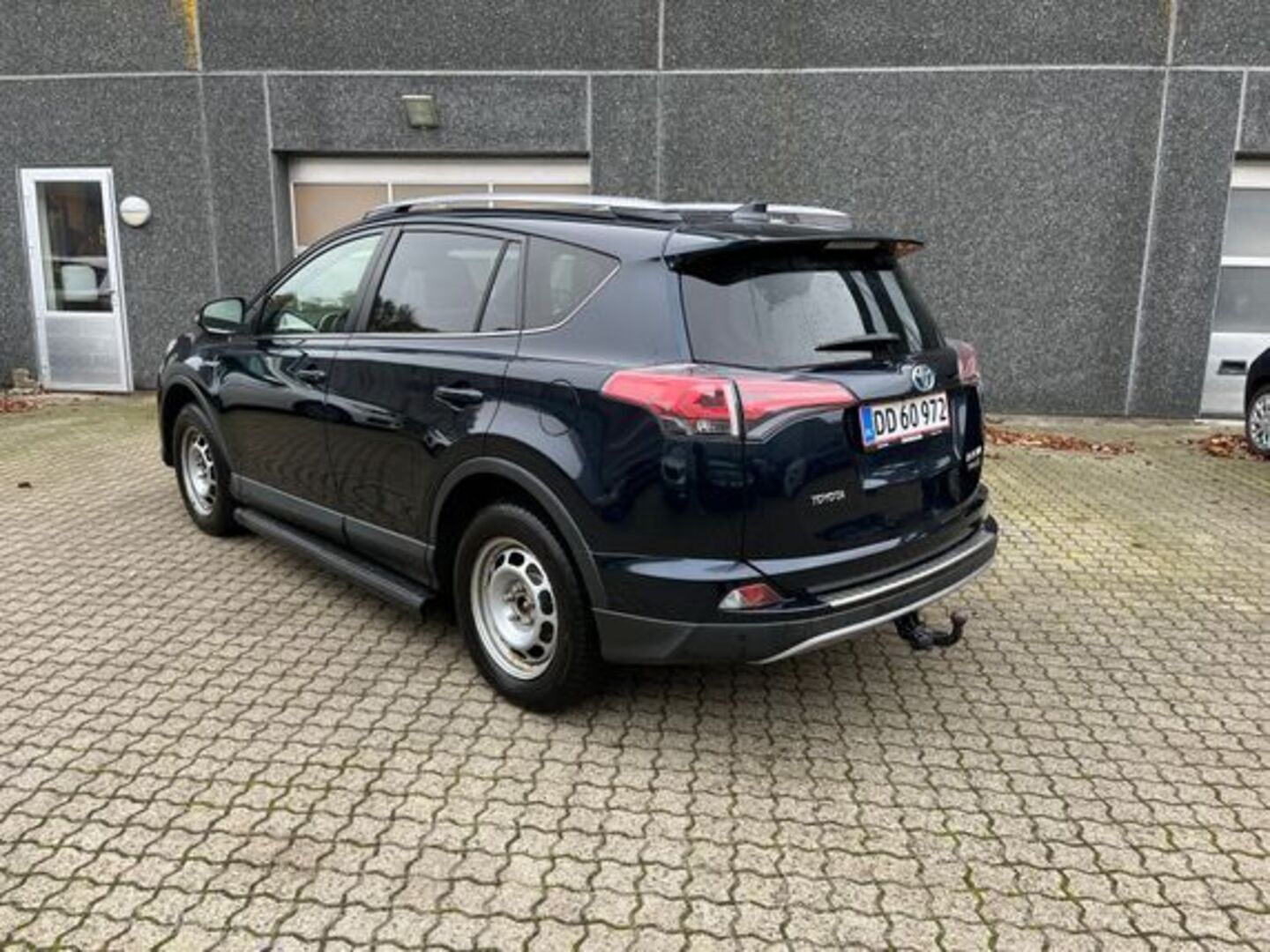 TOYOTA RAV4 2017