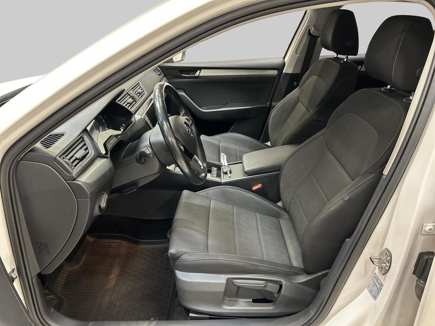 SKODA Superb 2017