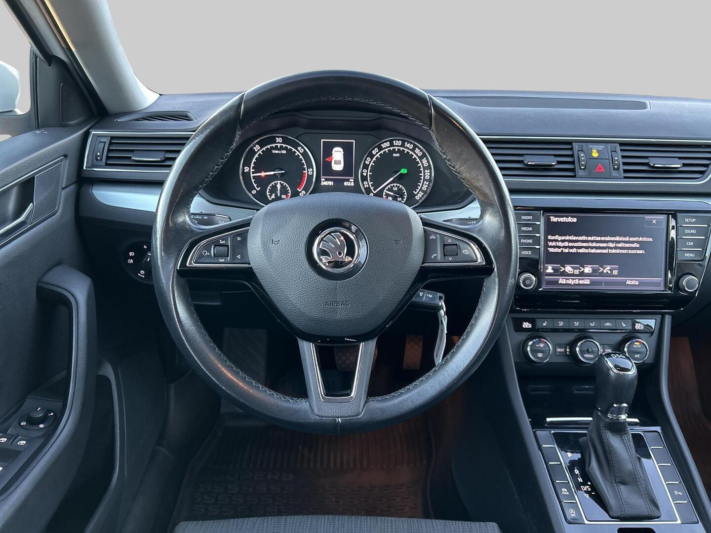 SKODA Superb 2017