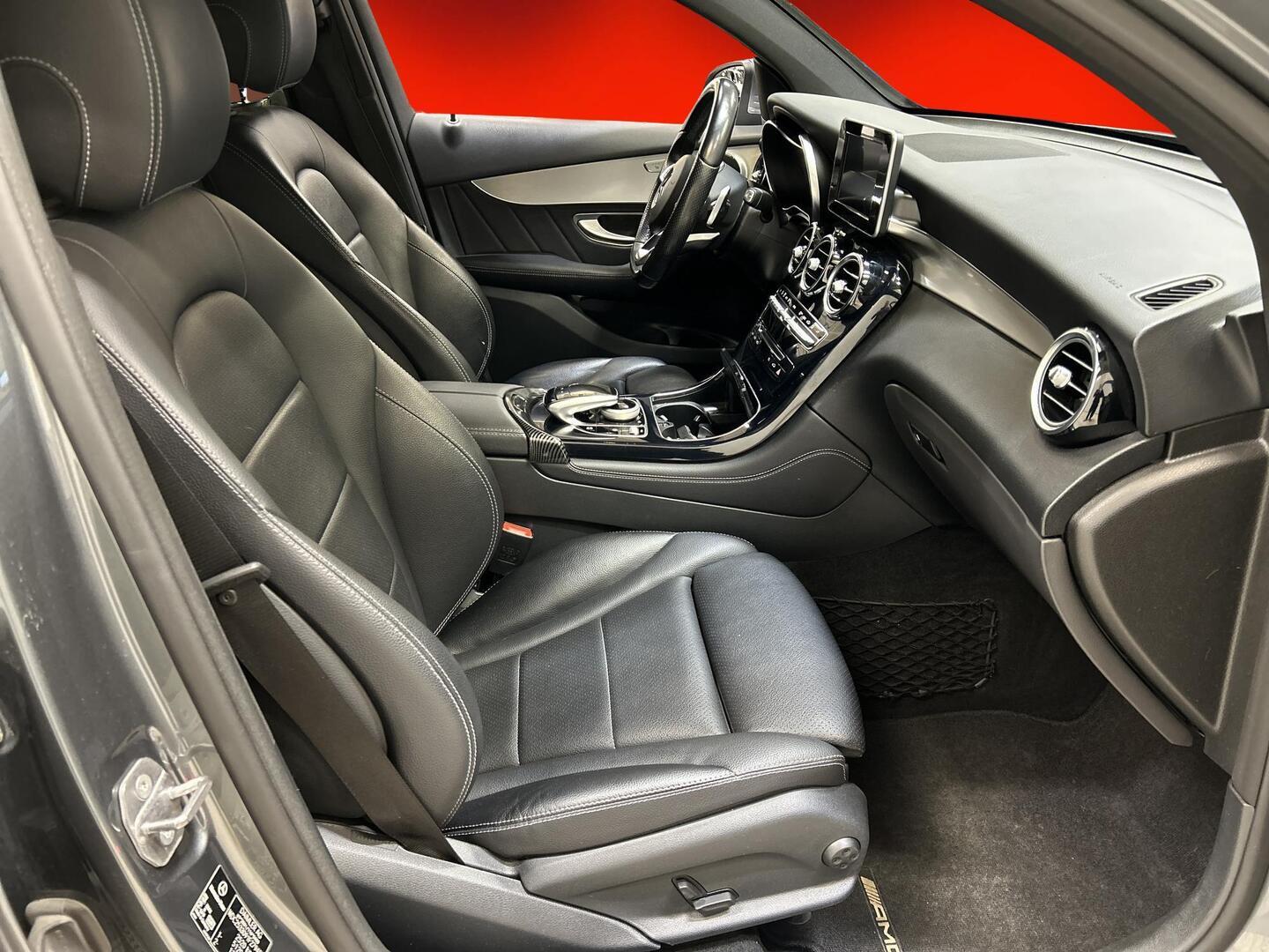 MERCEDES-BENZ GLC 2017