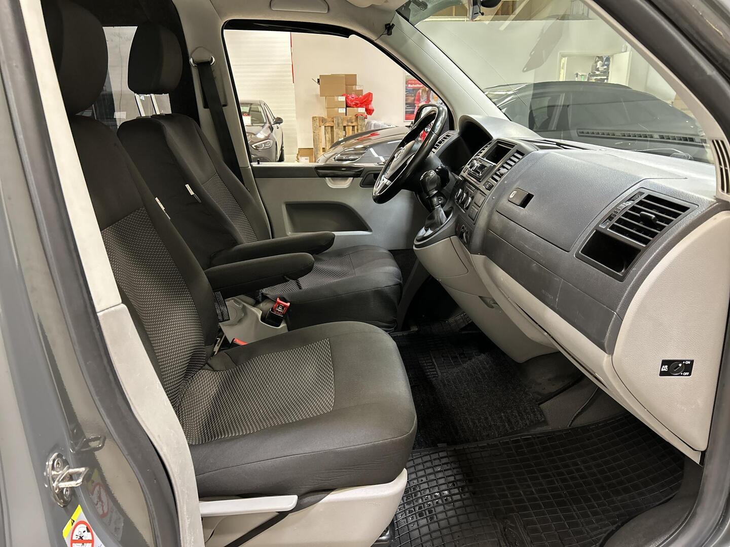 VOLKSWAGEN Transporter 2010