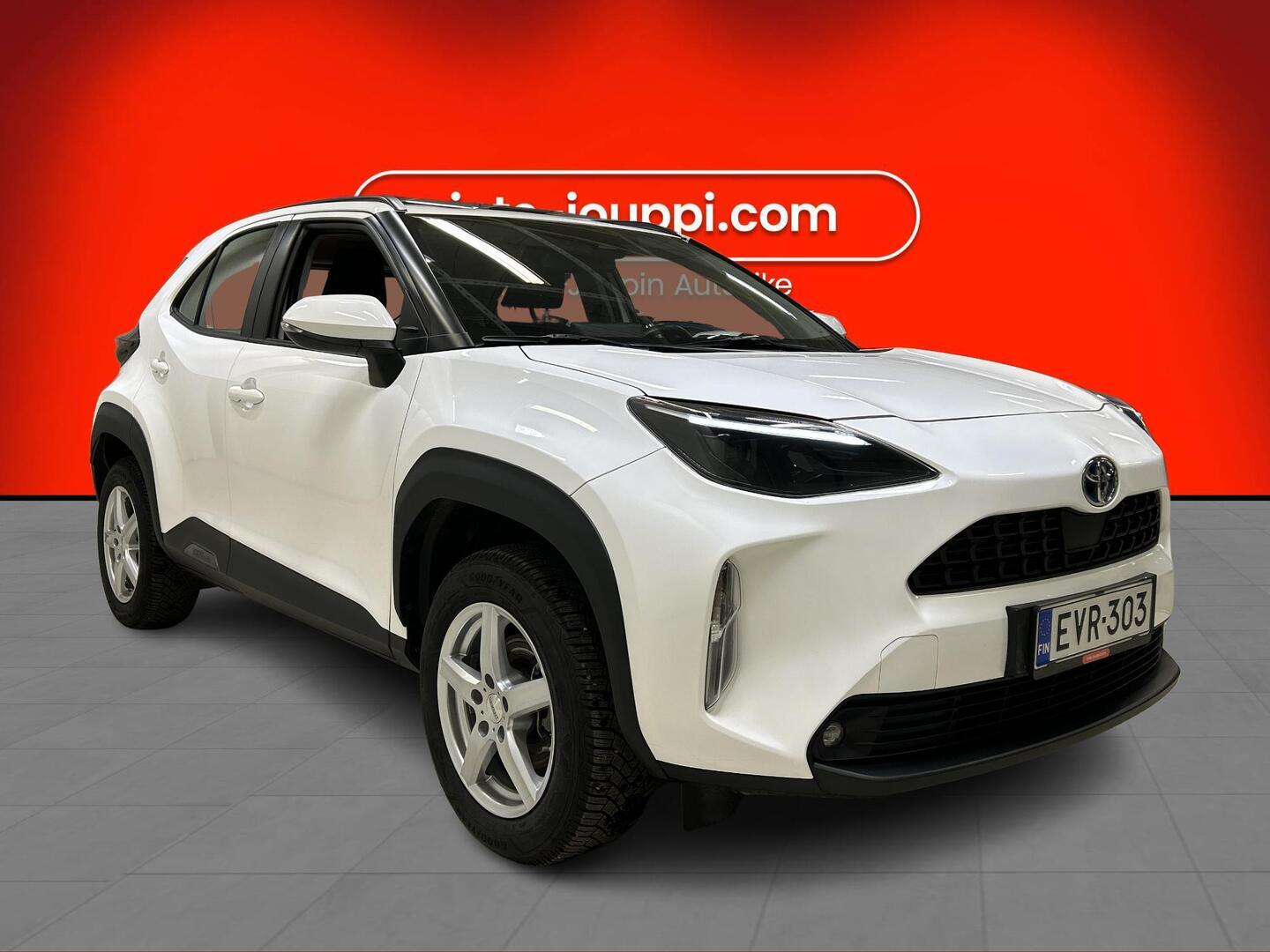 TOYOTA YARIS CROSS 2024