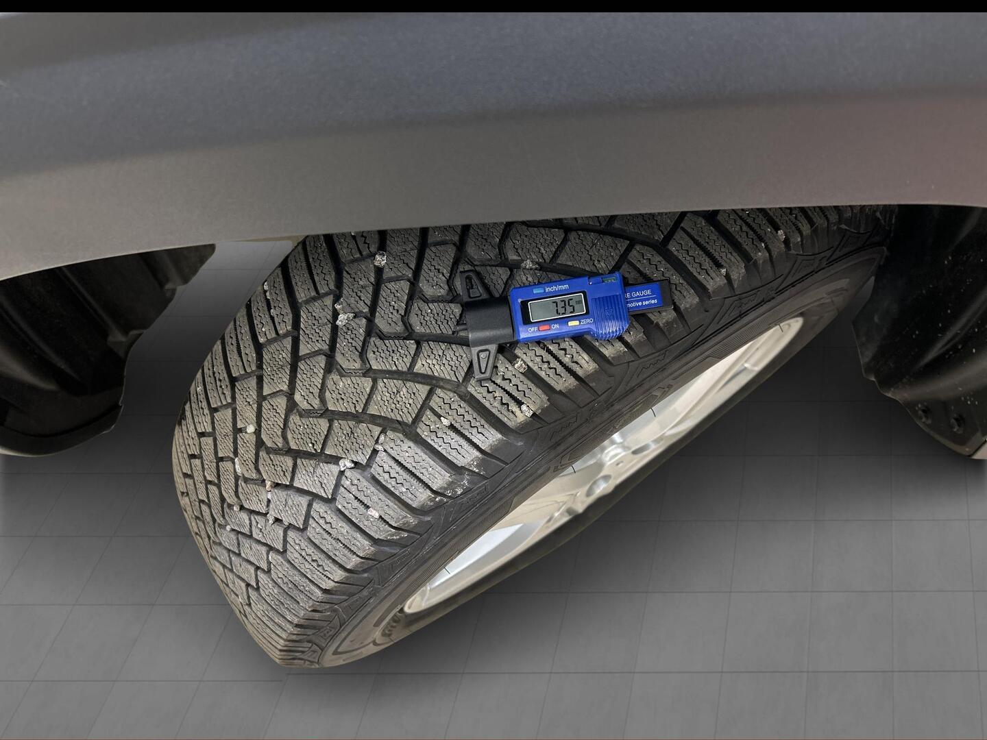 TOYOTA YARIS CROSS 2024