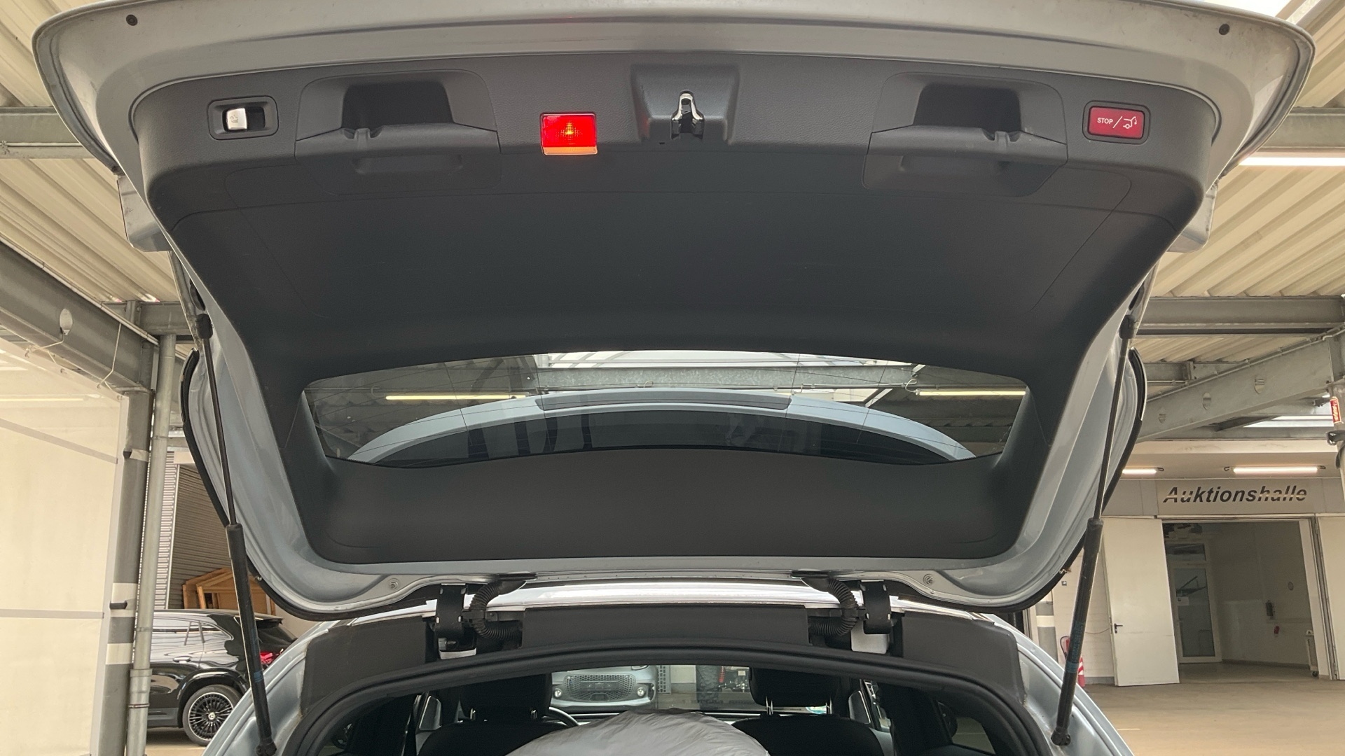MERCEDES-BENZ EQC 2022
