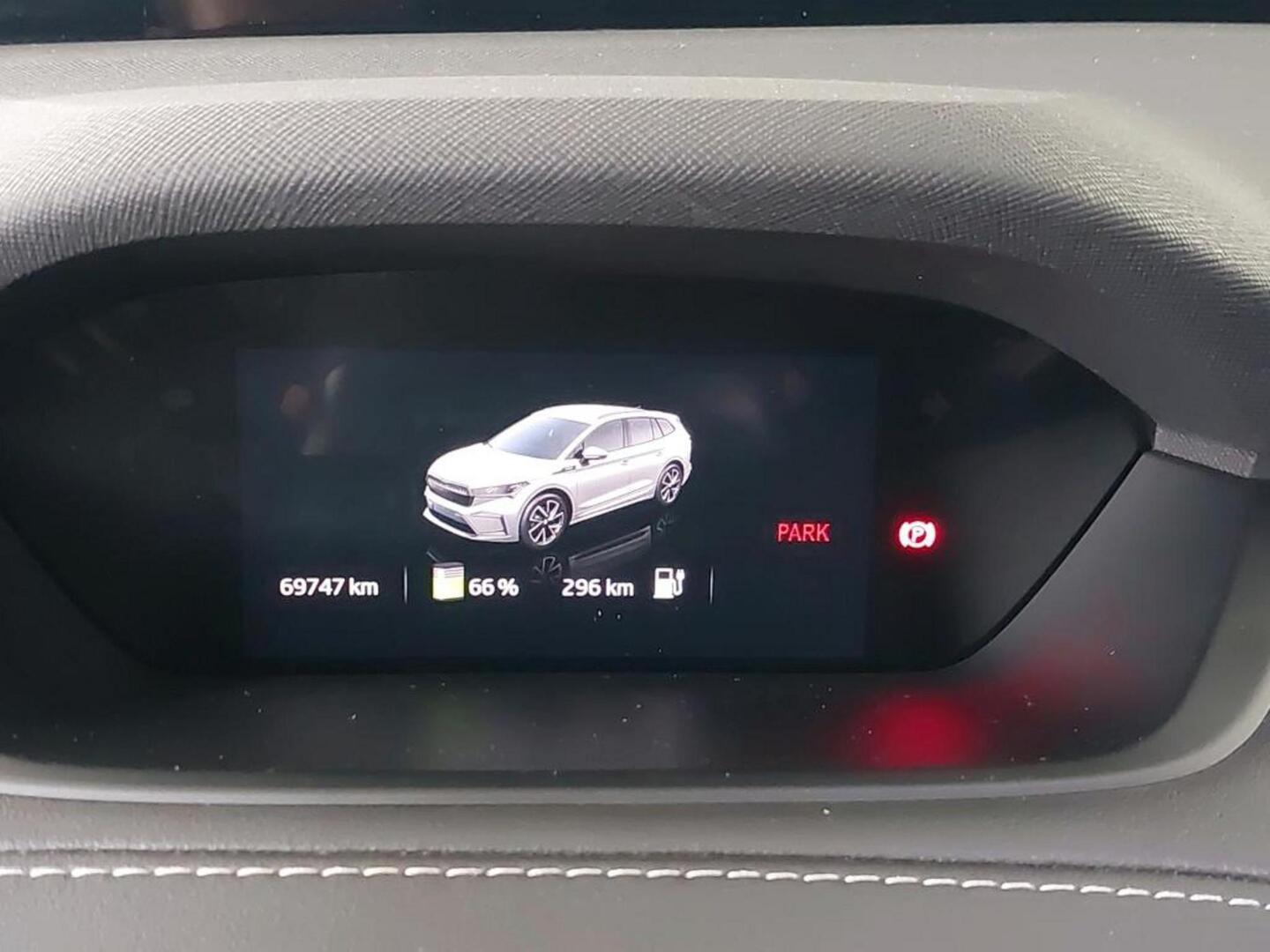 SKODA ENYAQ 2023