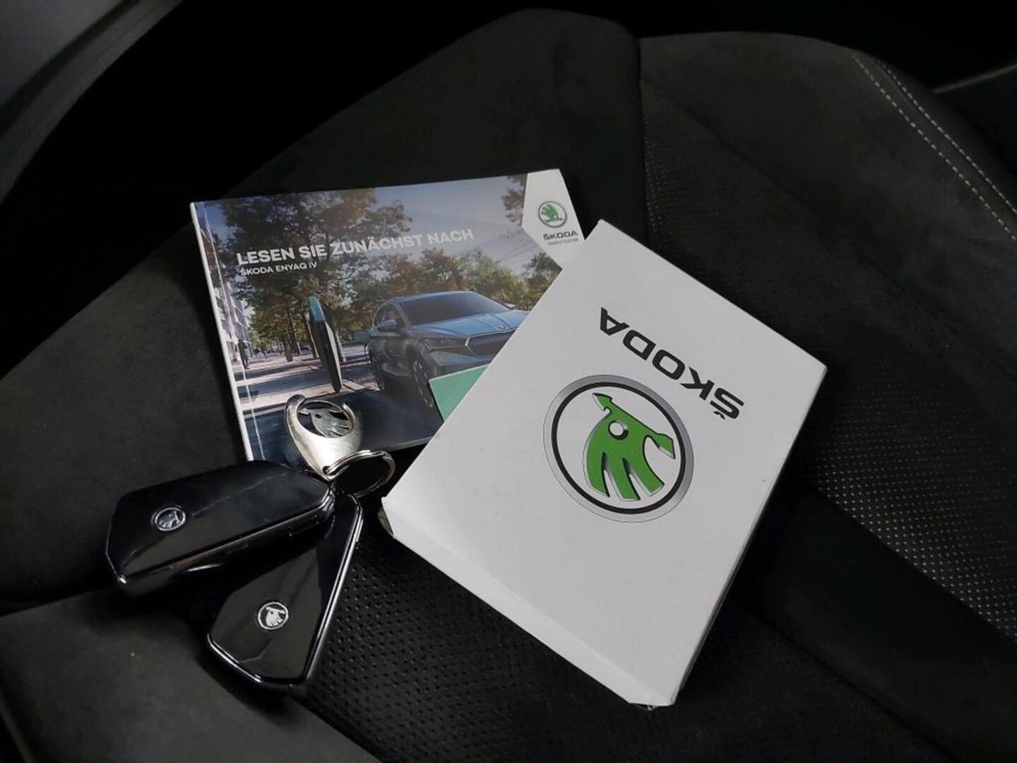 SKODA ENYAQ 2023