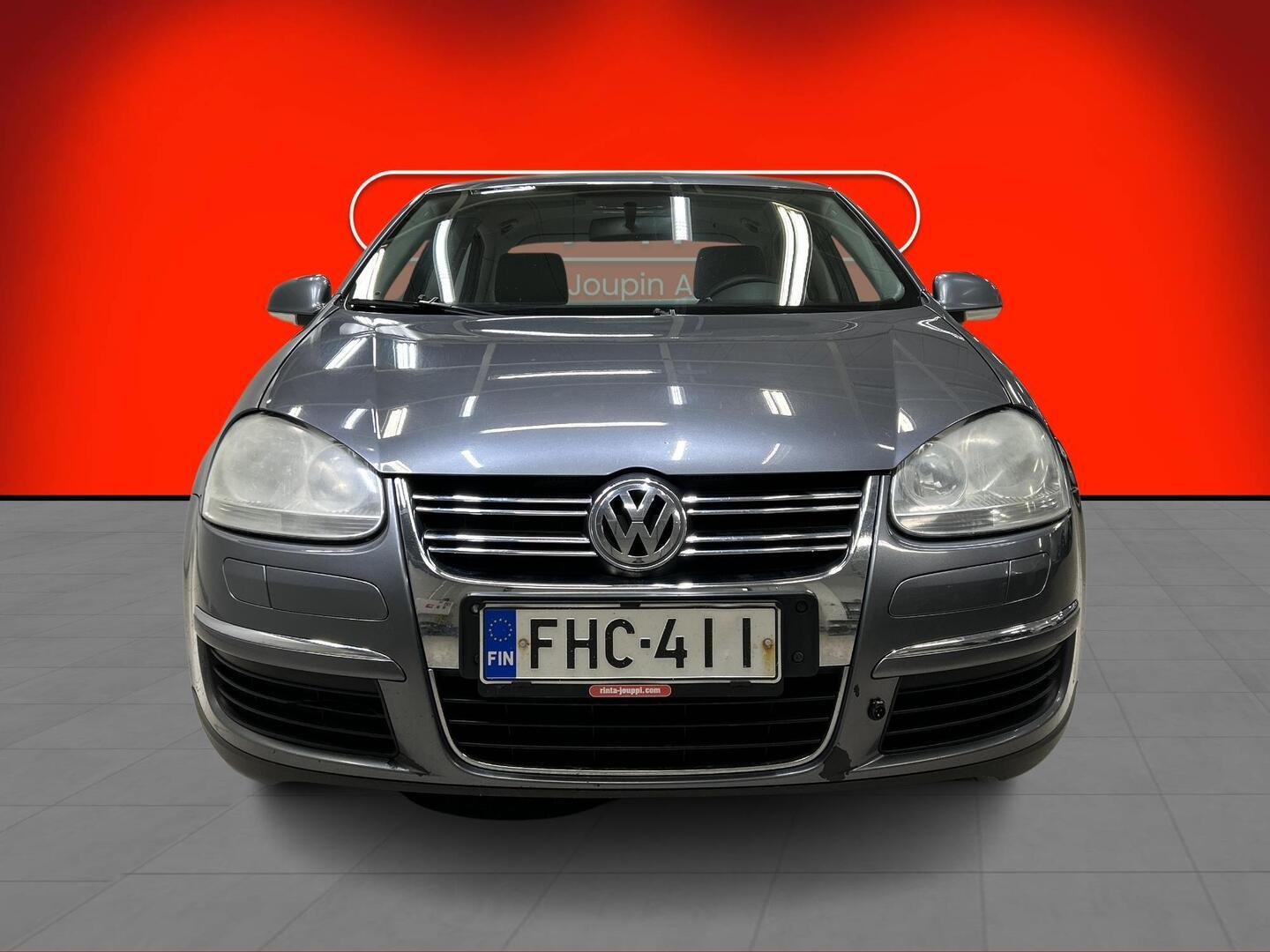 VOLKSWAGEN Jetta 2005