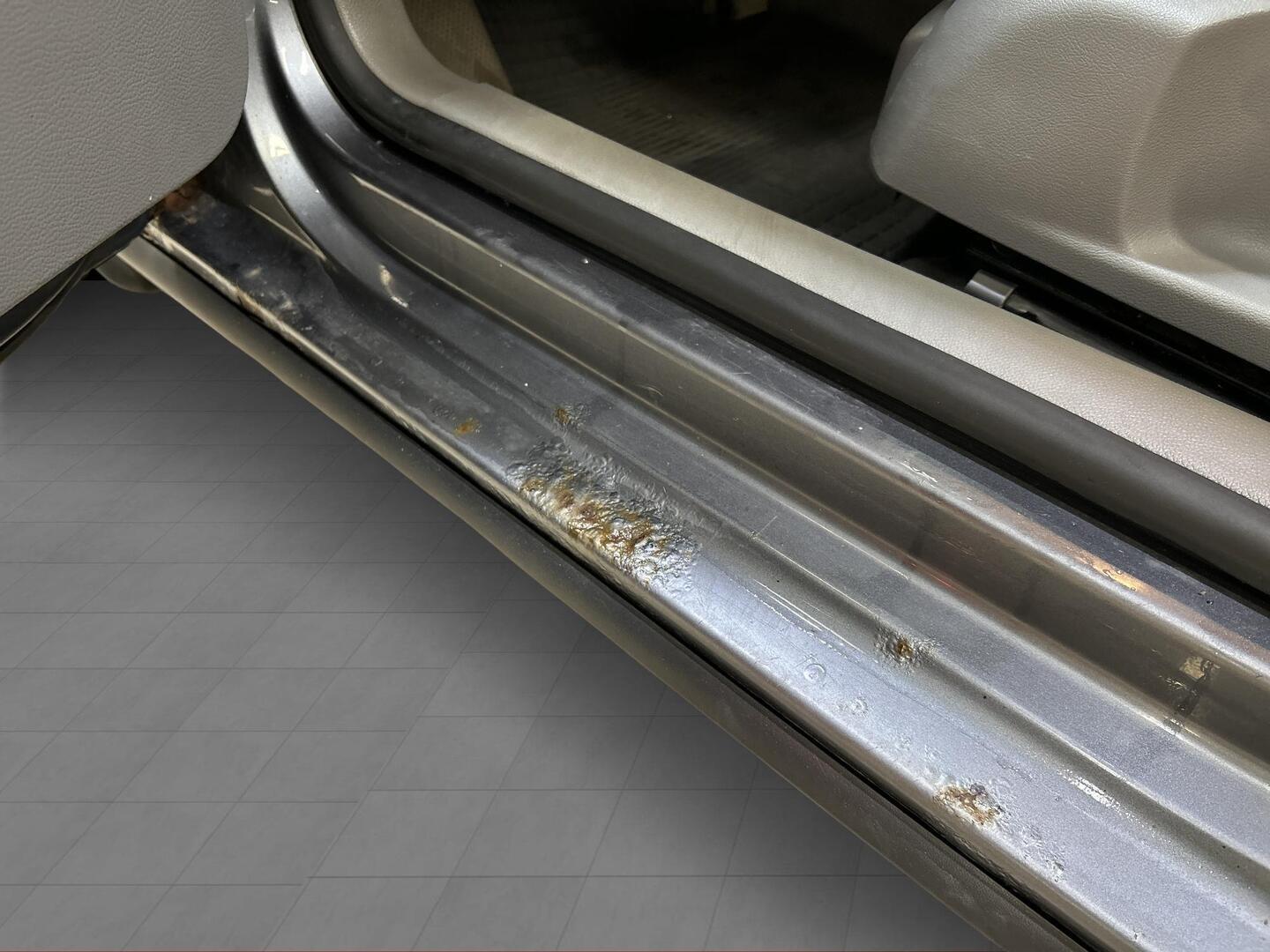 VOLKSWAGEN Jetta 2005