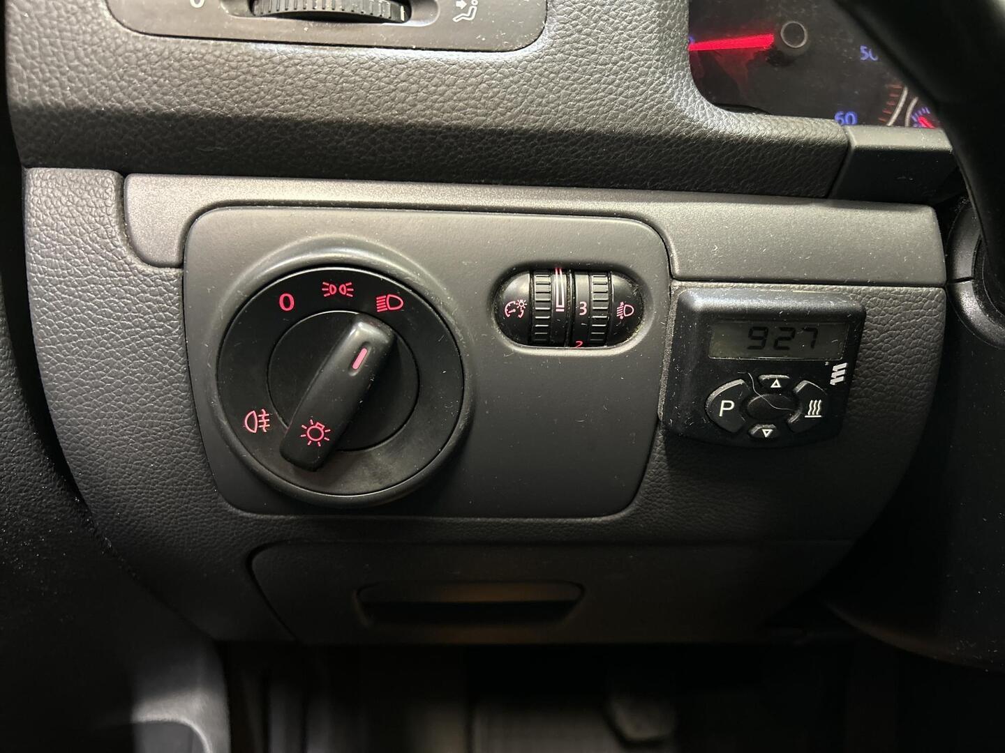 VOLKSWAGEN Jetta 2008