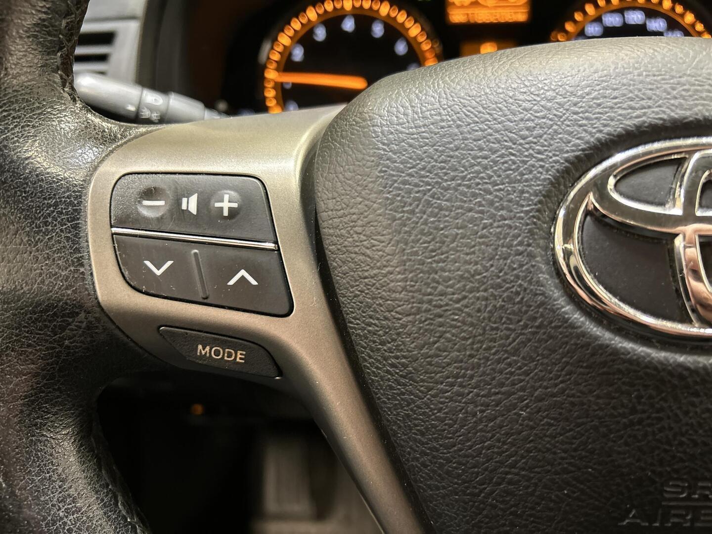 TOYOTA Avensis 2009
