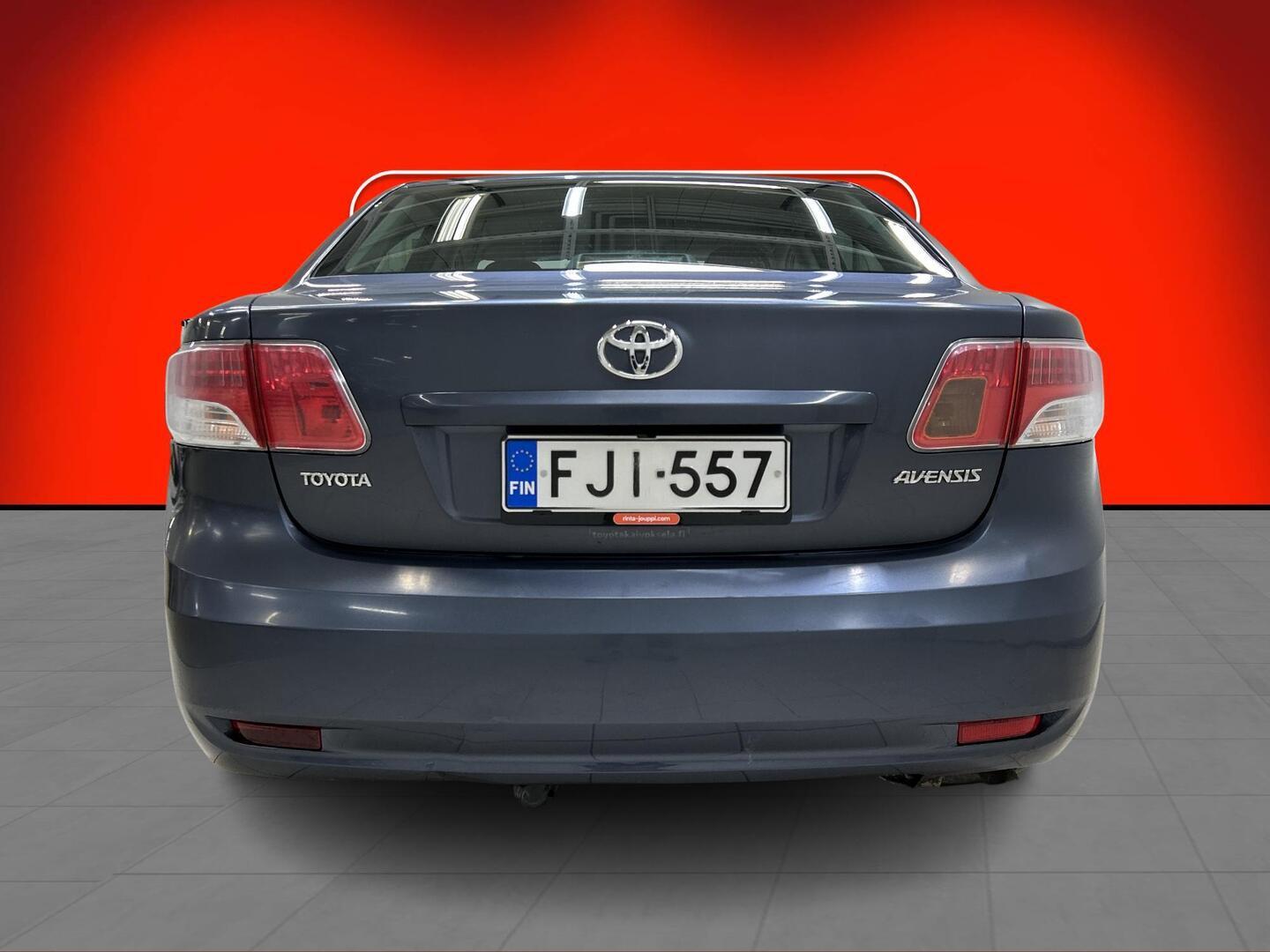 TOYOTA Avensis 2009