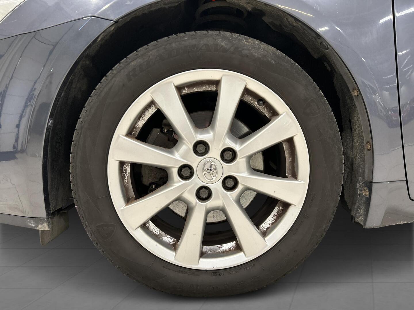 TOYOTA Avensis 2009