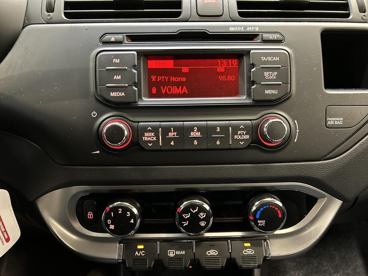 KIA Rio 2012
