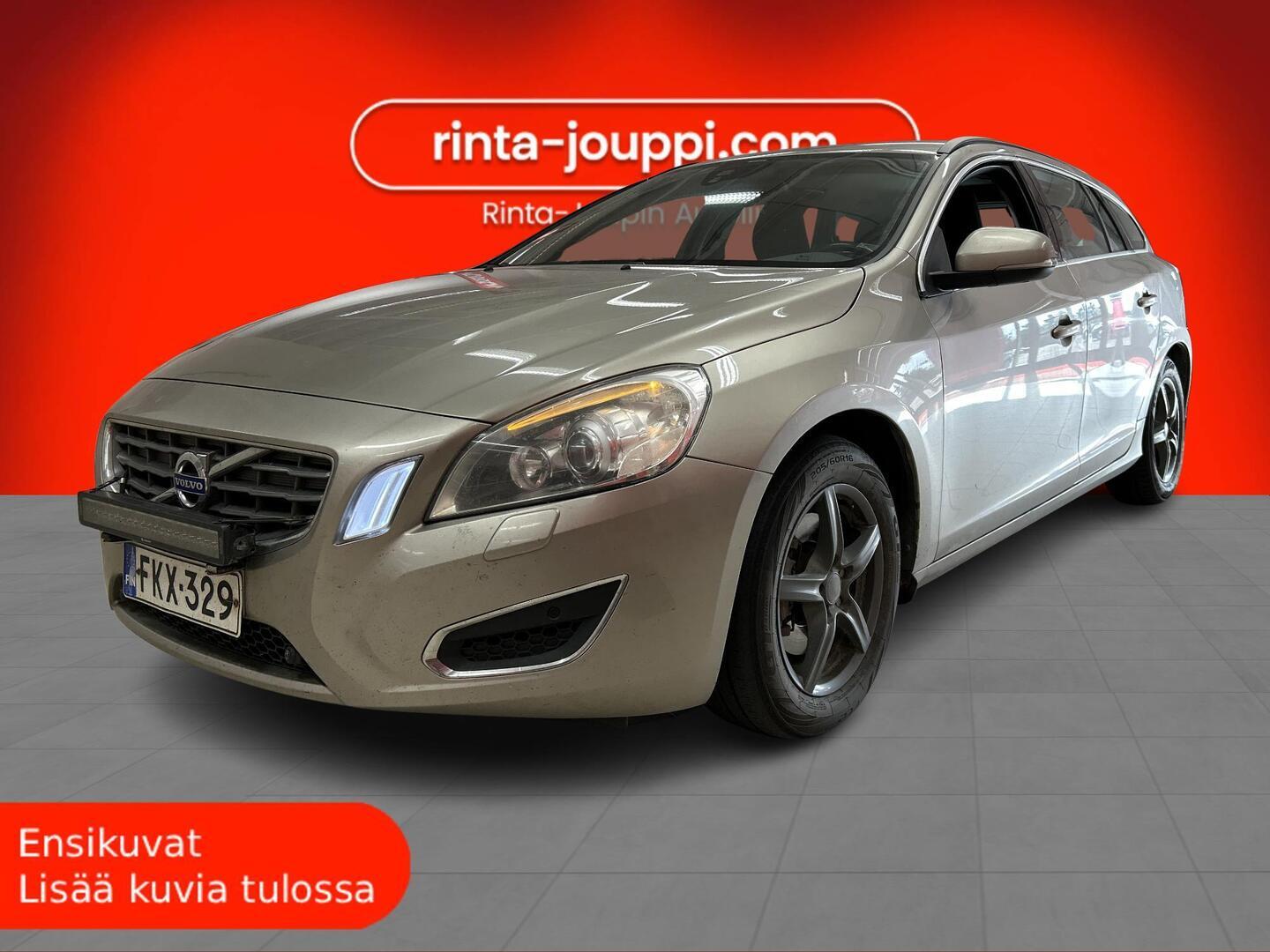 VOLVO V60 2012