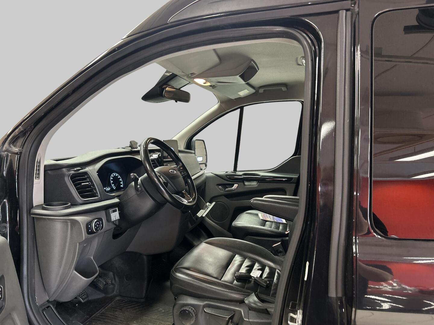 FORD TRANSIT CUSTOM 2023