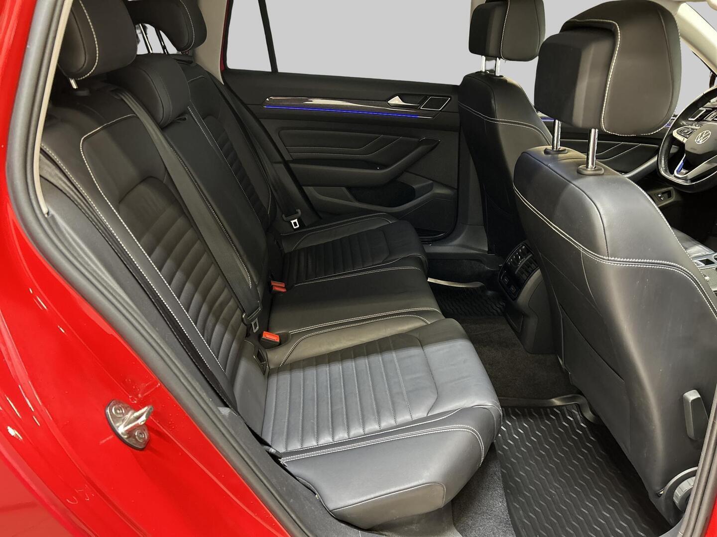 VOLKSWAGEN Passat 2021