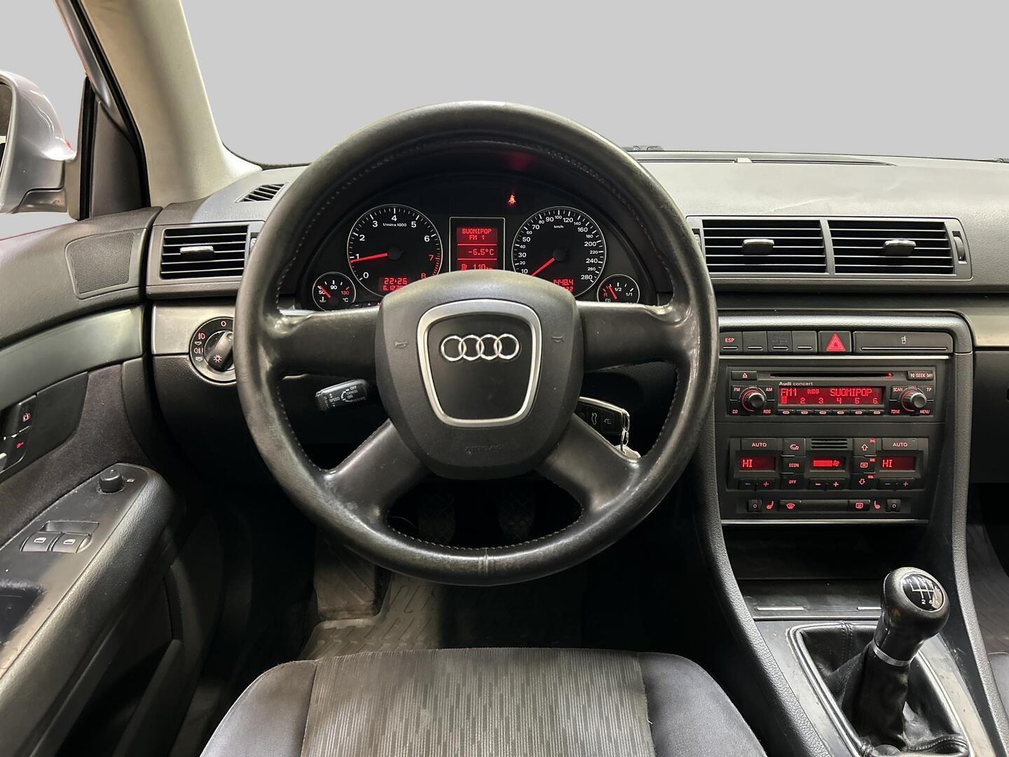 AUDI A4 2005