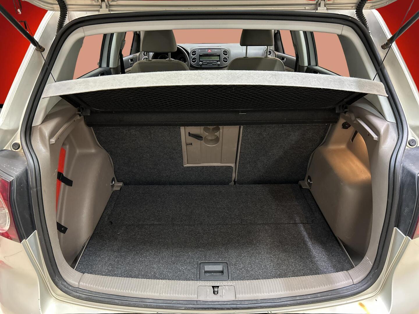 VOLKSWAGEN Golf Plus 2010