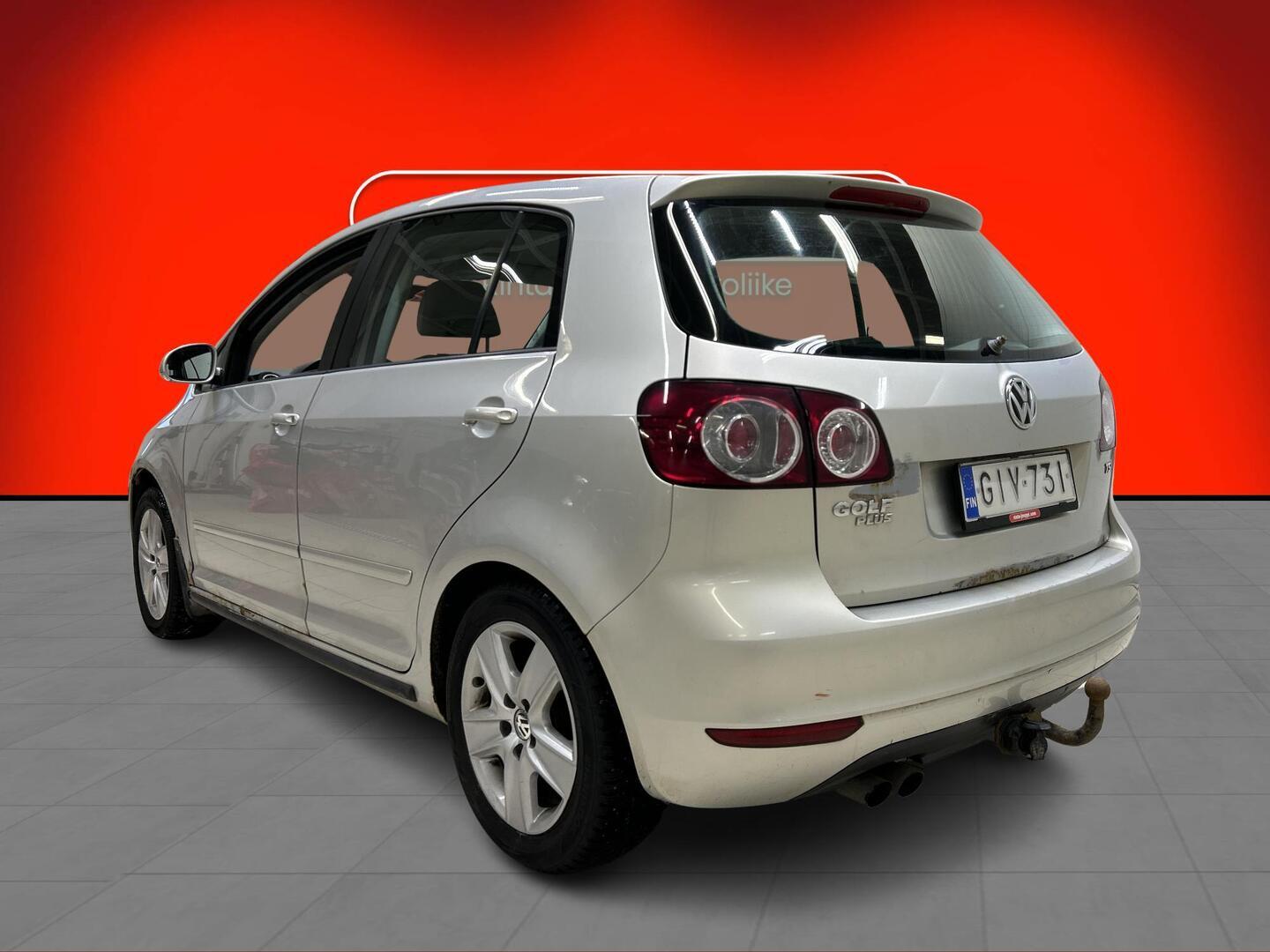 VOLKSWAGEN Golf Plus 2010