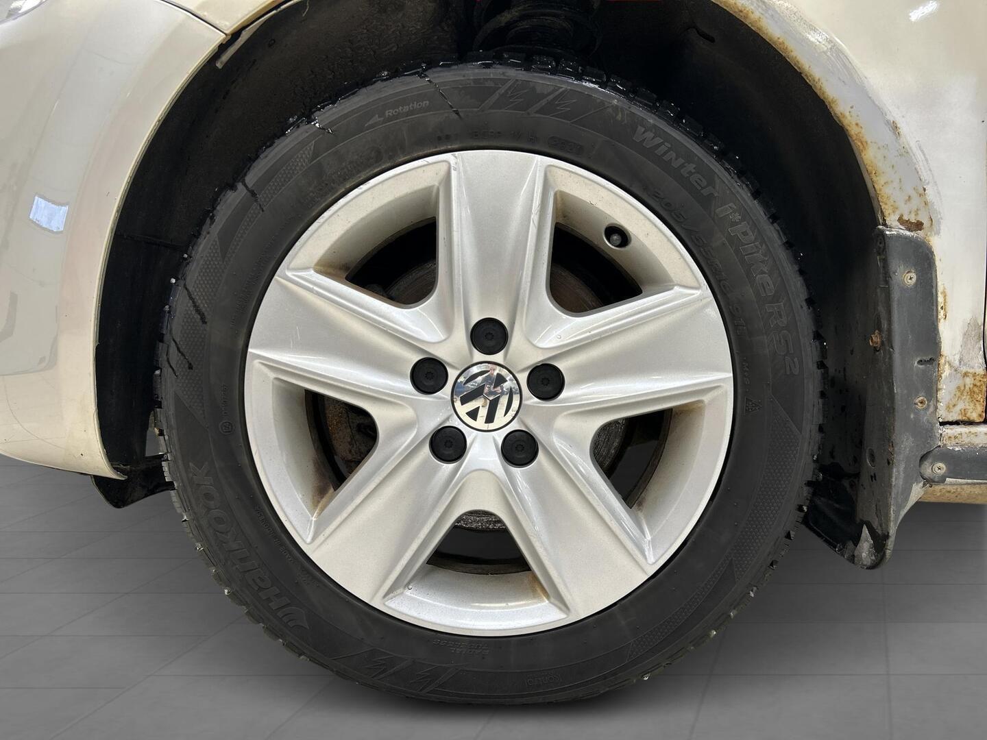 VOLKSWAGEN Golf Plus 2010