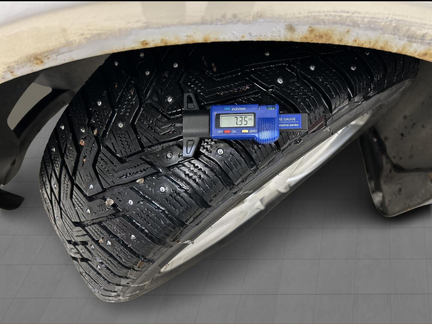 VOLKSWAGEN Golf Plus 2010