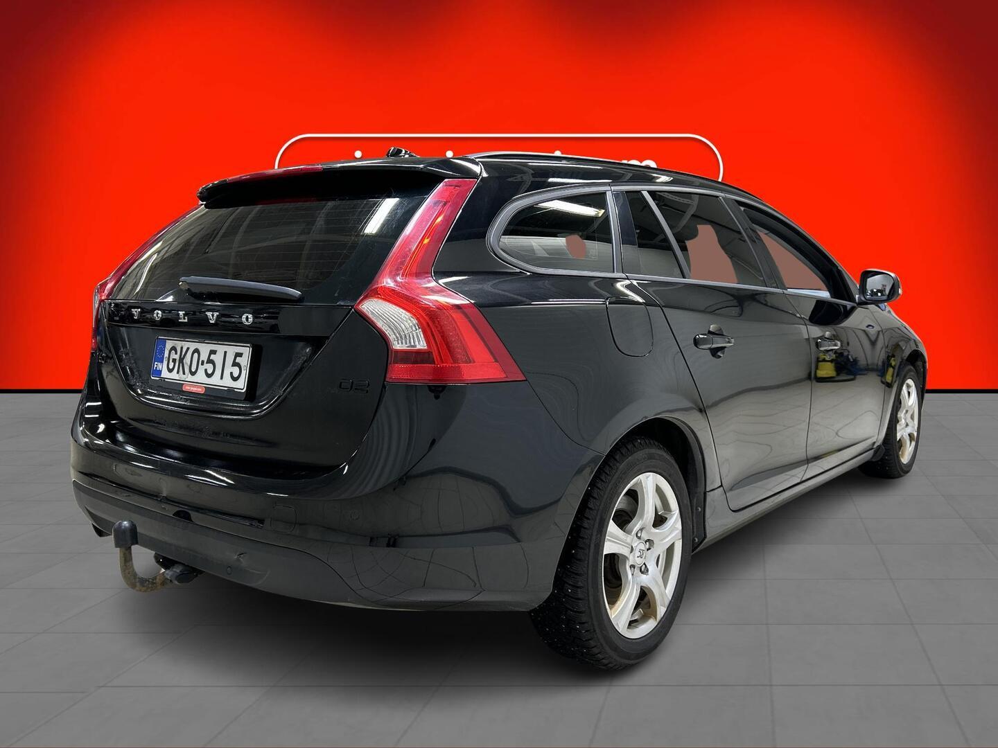 VOLVO V60 2012