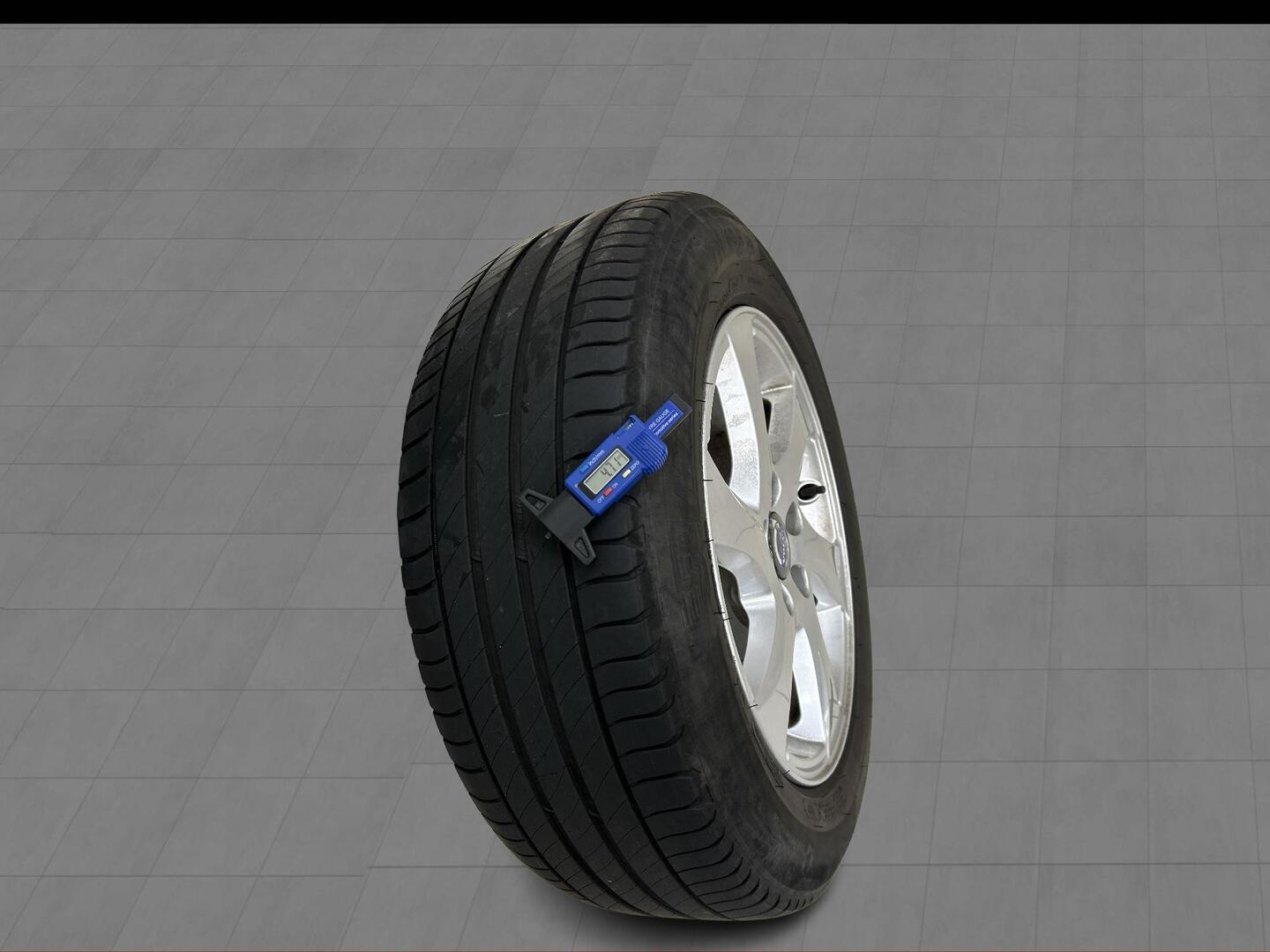 VOLVO V40 Cross Country 2015