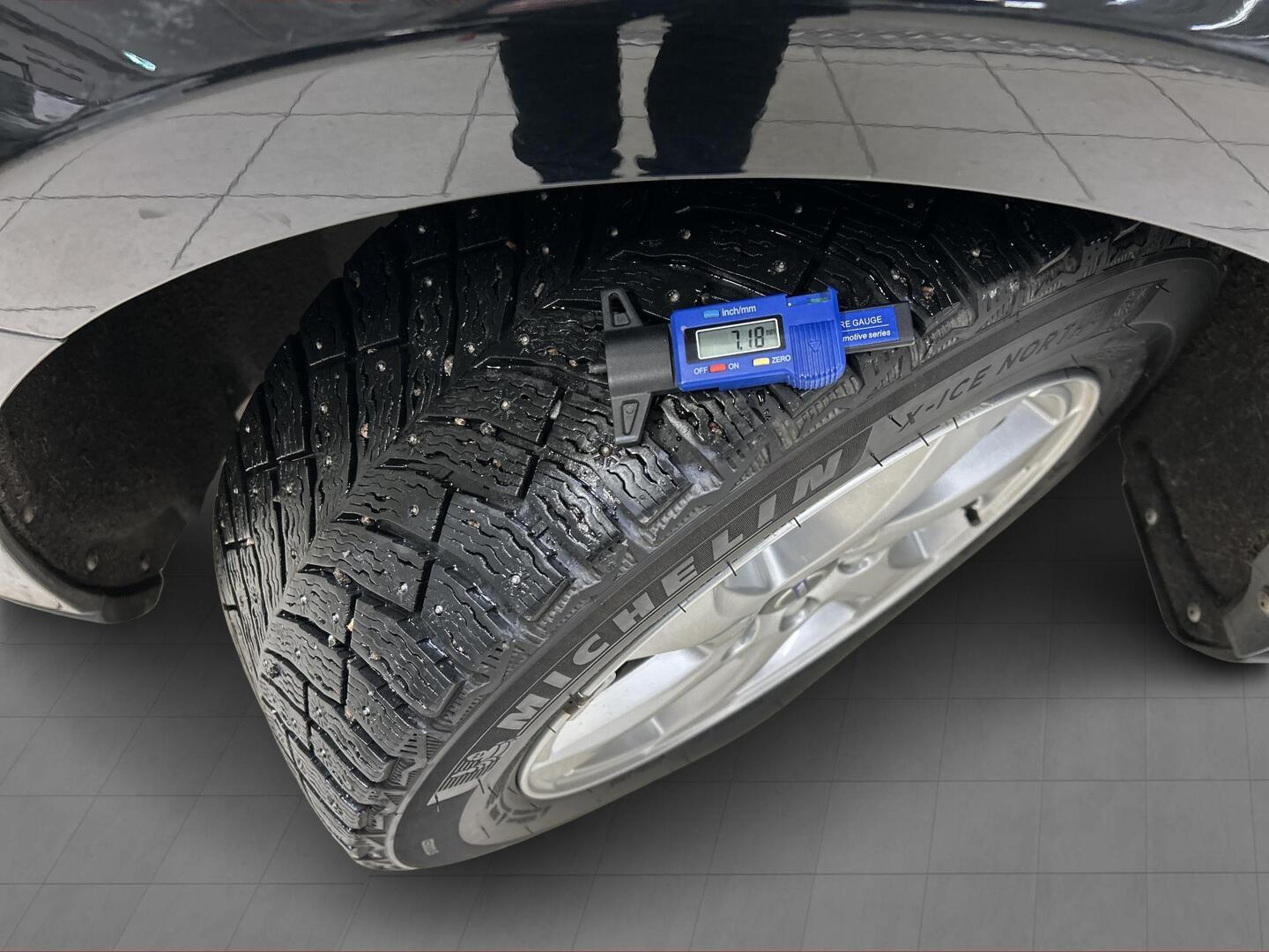 VOLVO V40 Cross Country 2015