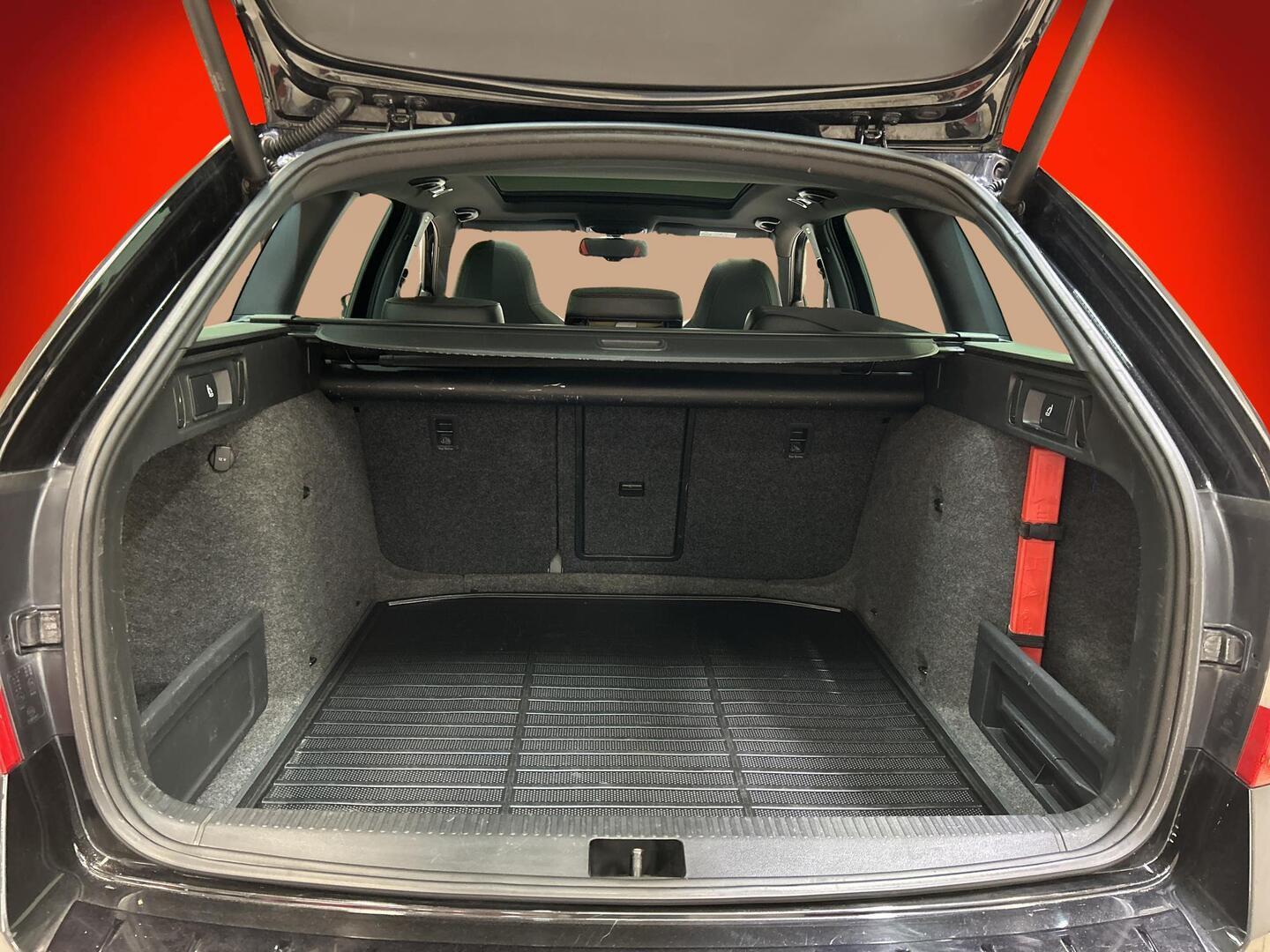 SKODA Octavia 2015