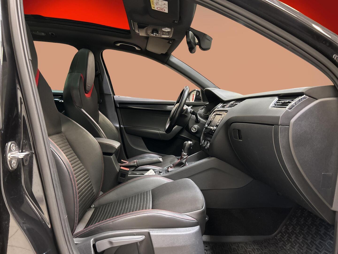 SKODA Octavia 2015