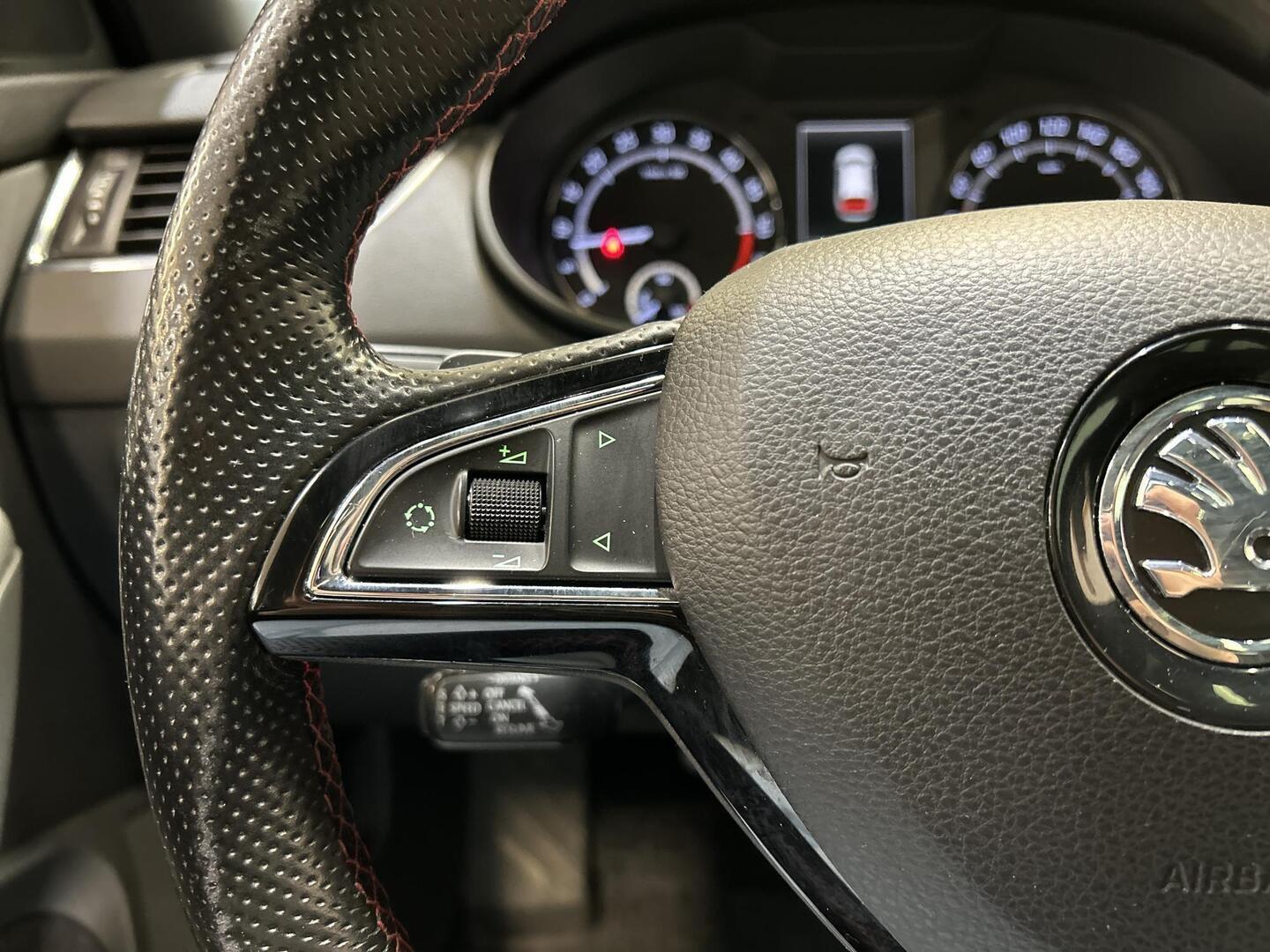 SKODA Octavia 2015