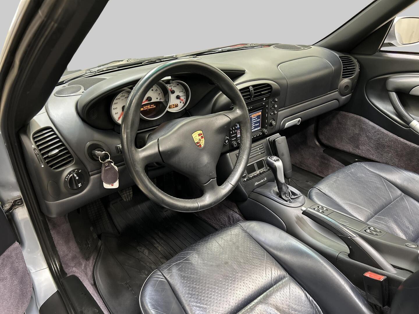 PORSCHE Boxster 2003