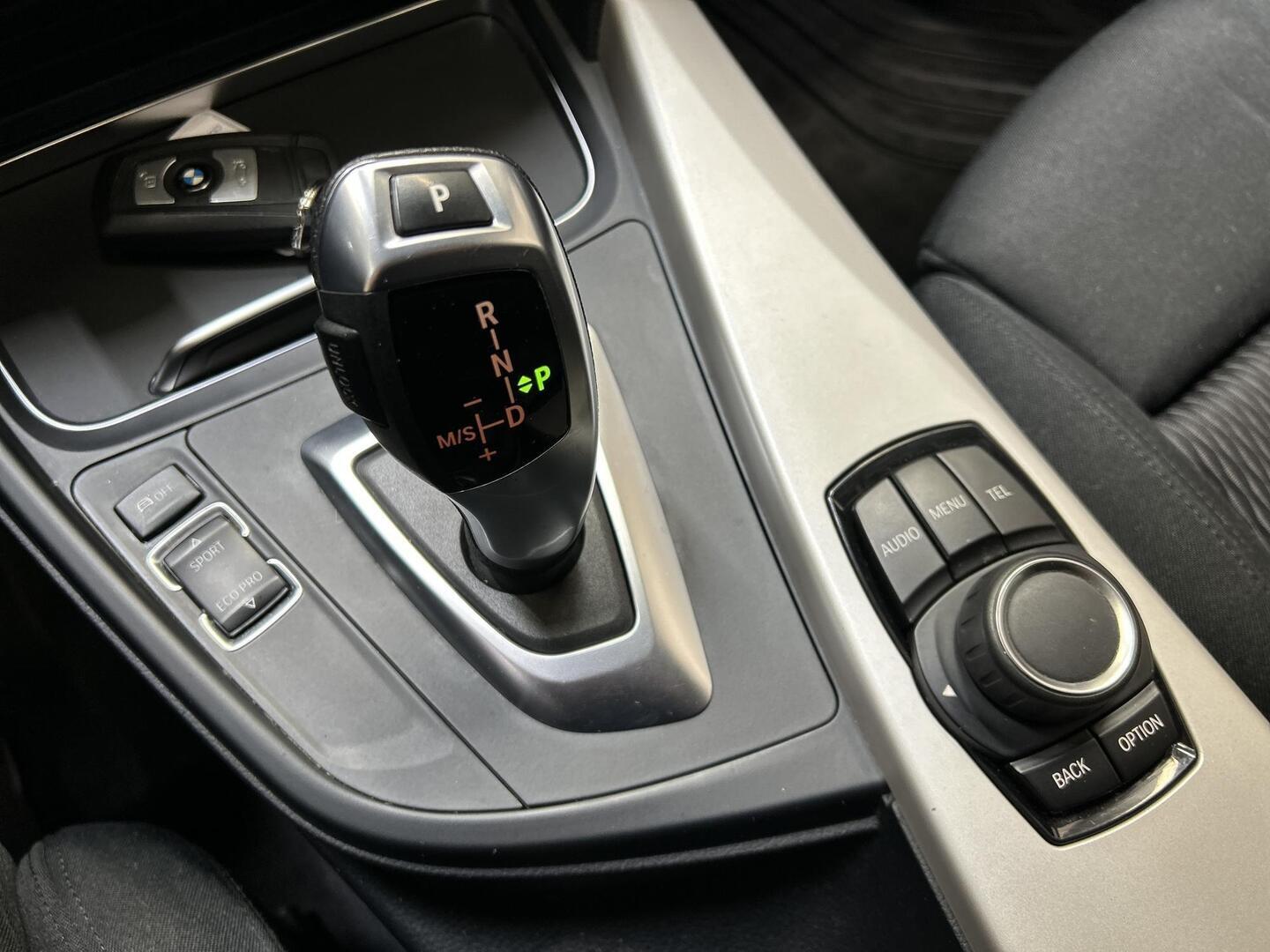 BMW 320 Gran Turismo 2016