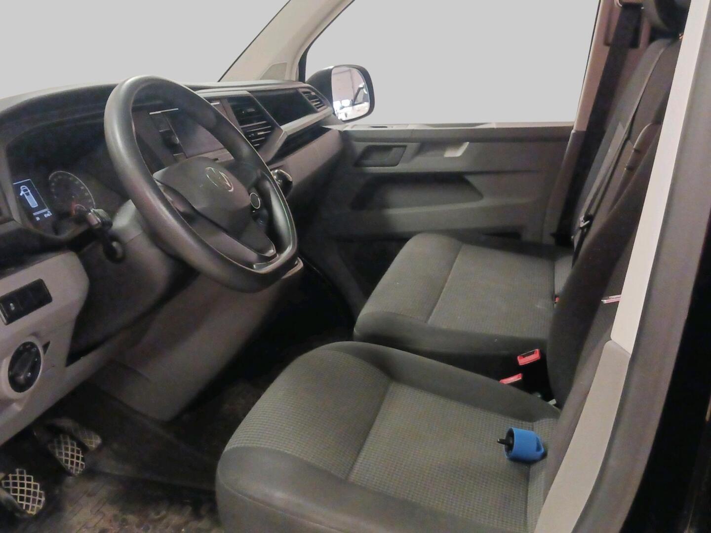 VOLKSWAGEN Transporter 2021