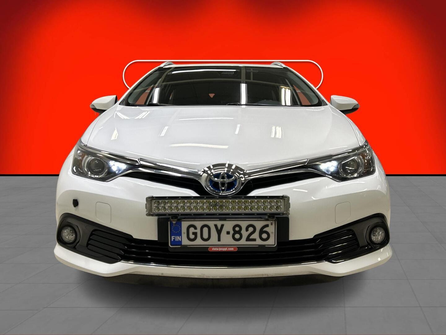 TOYOTA Auris 2017