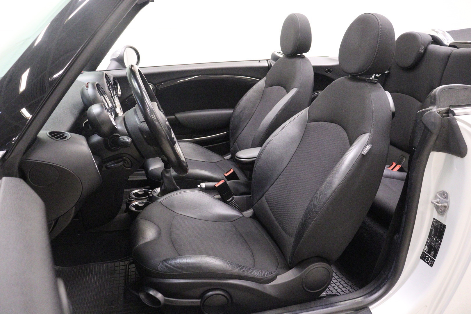 MINI Cooper 2011