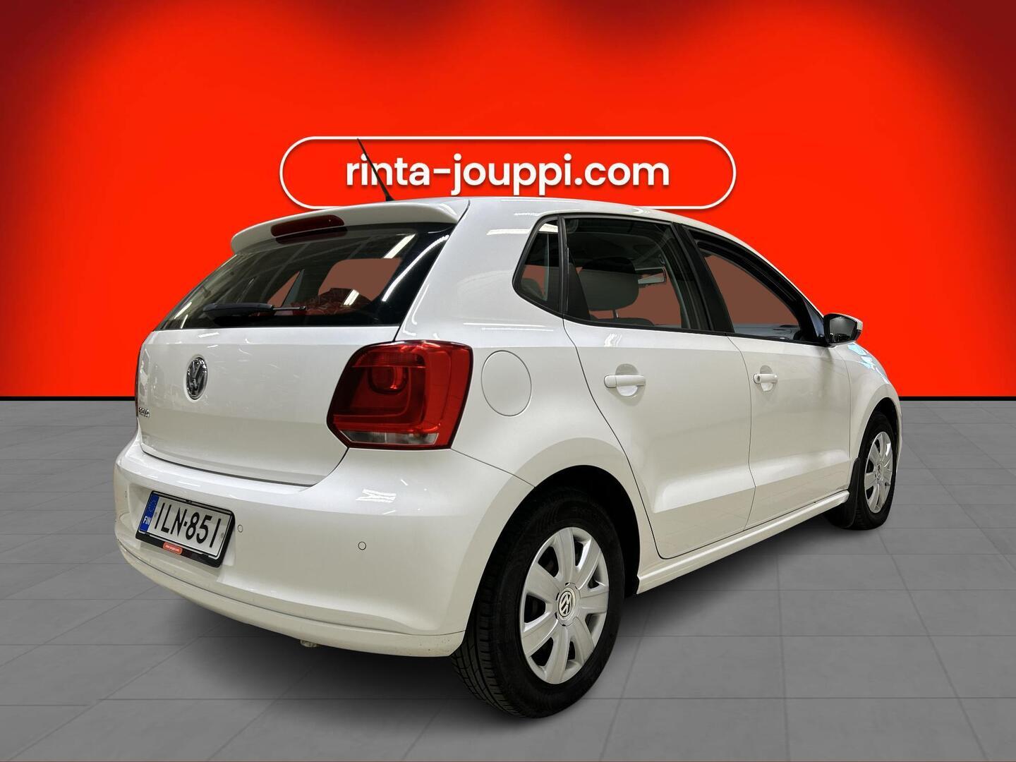 VOLKSWAGEN Polo 2014