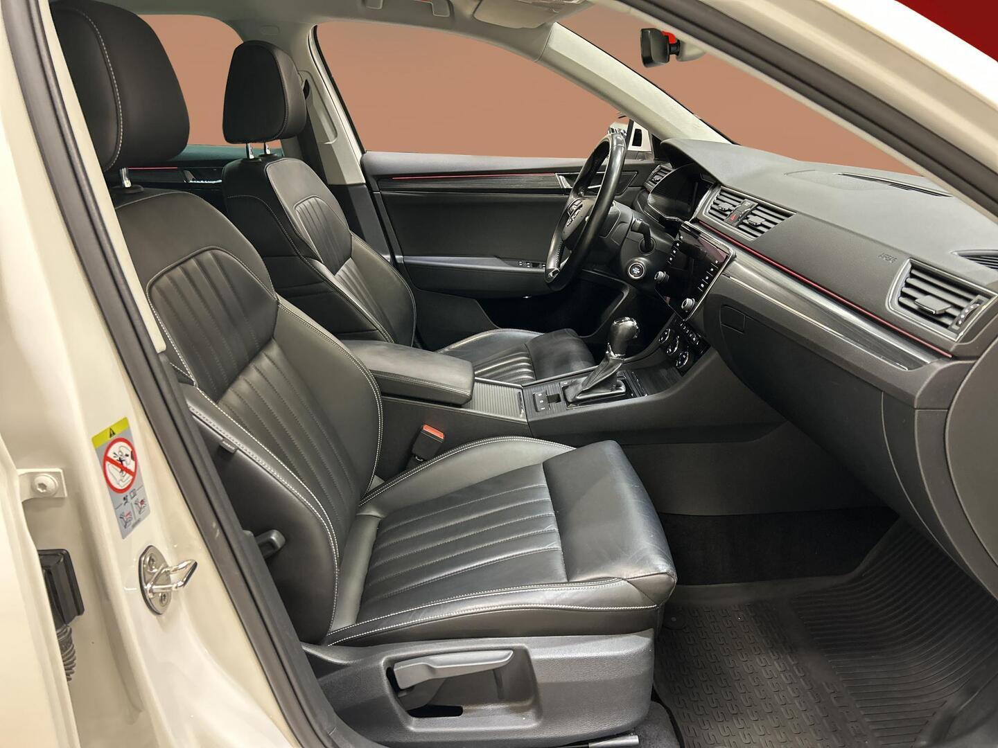 SKODA Superb 2021