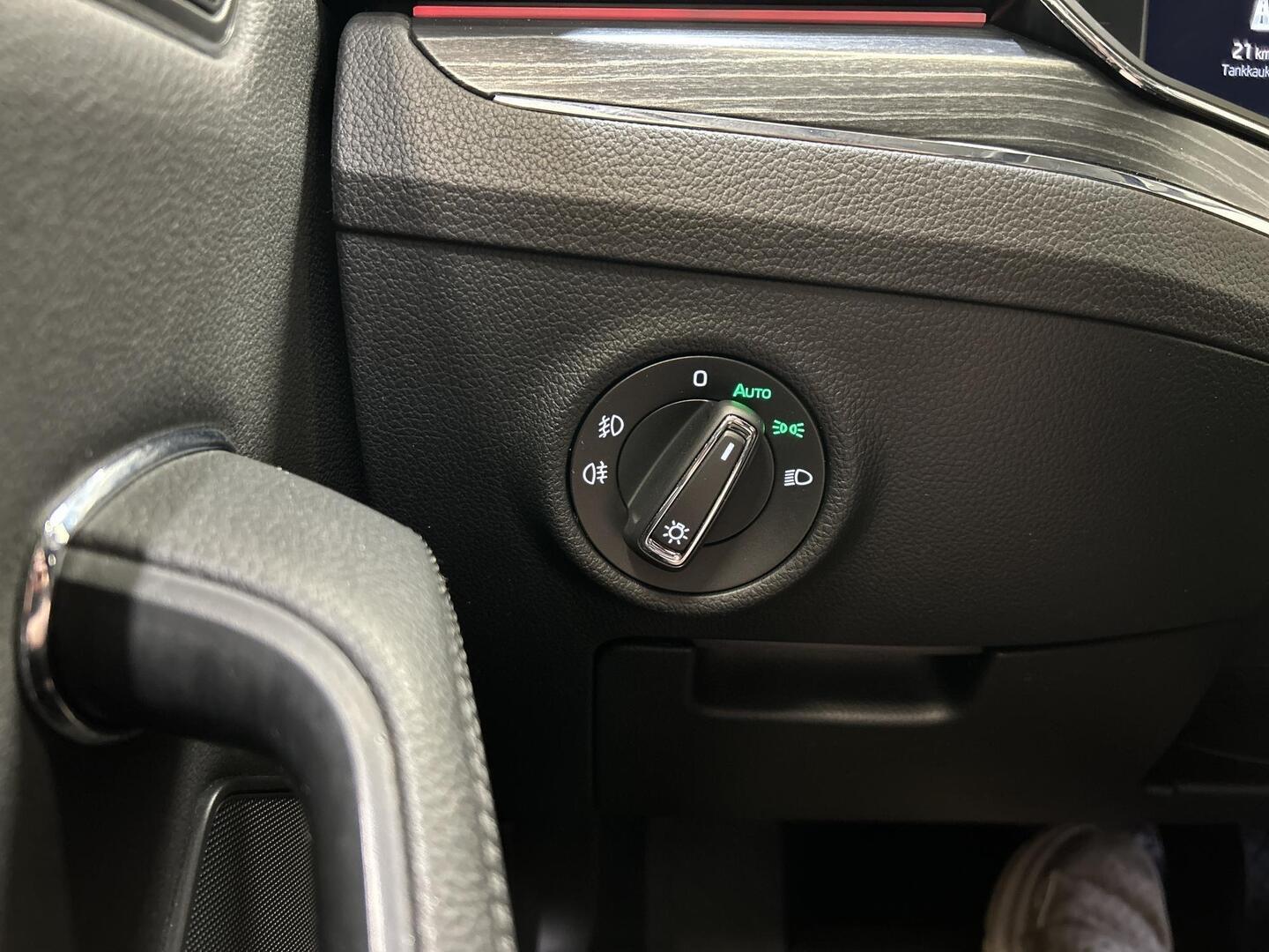 SKODA Superb 2021
