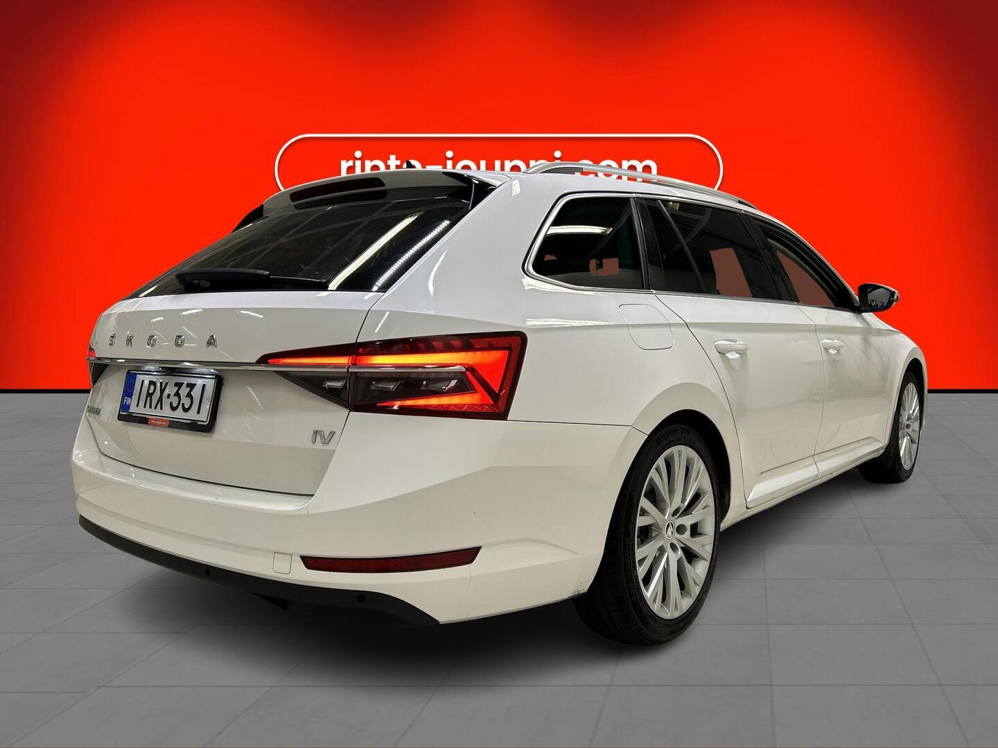 SKODA Superb 2021