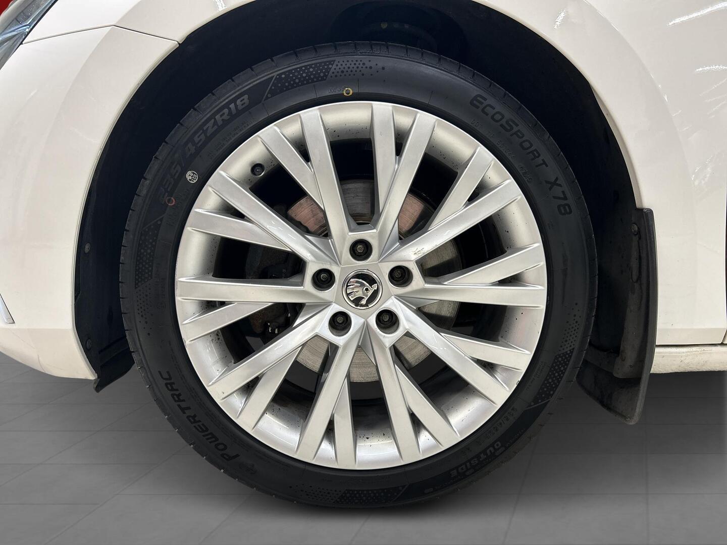 SKODA Superb 2021