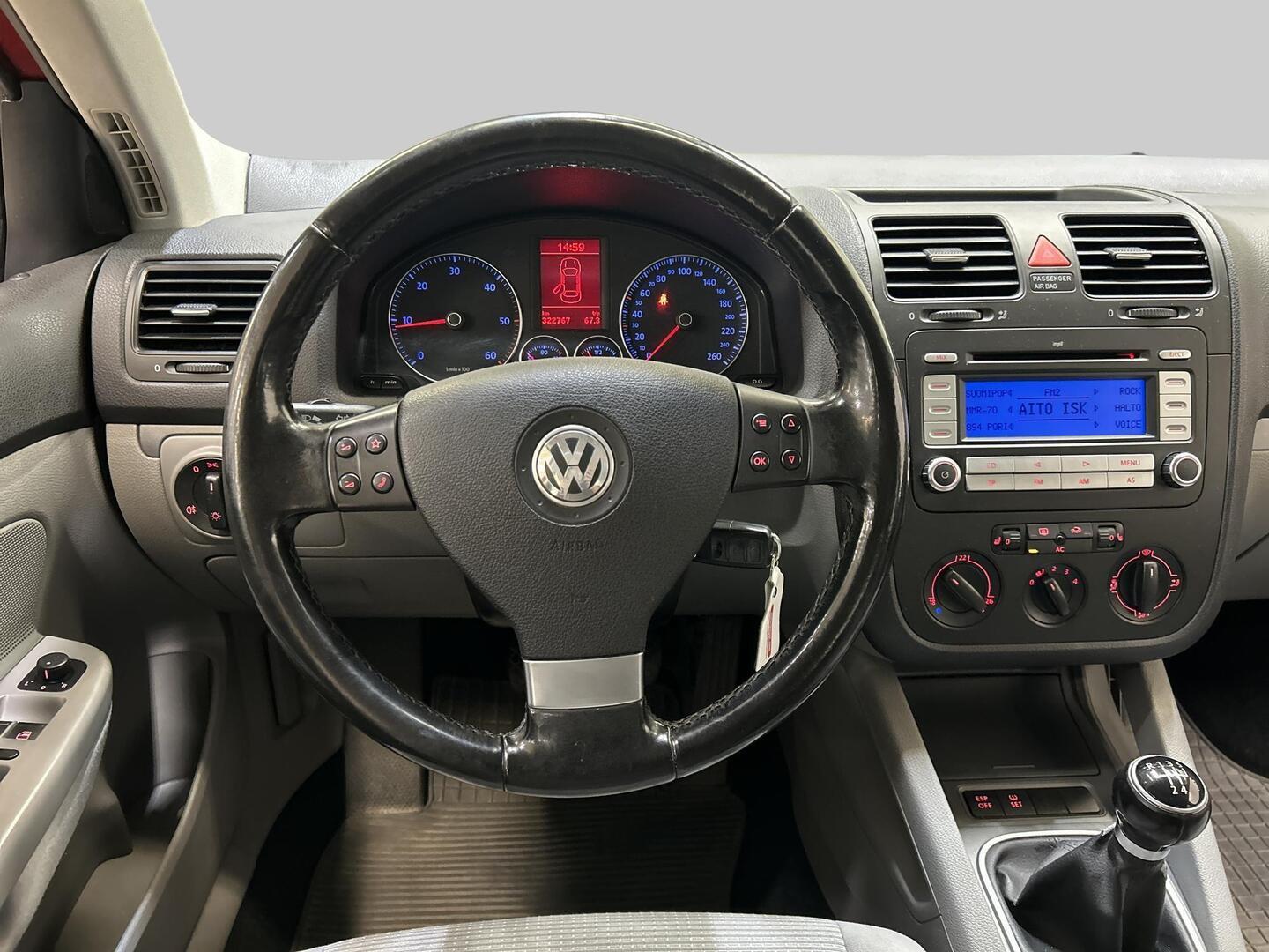 VOLKSWAGEN Jetta 2008