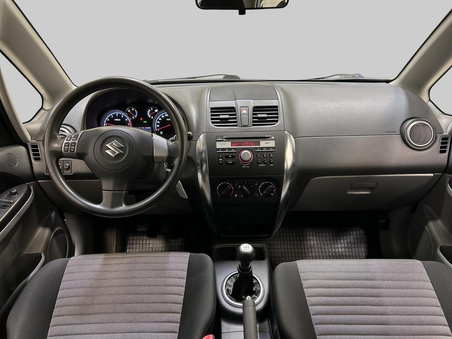 SUZUKI SX4 2010