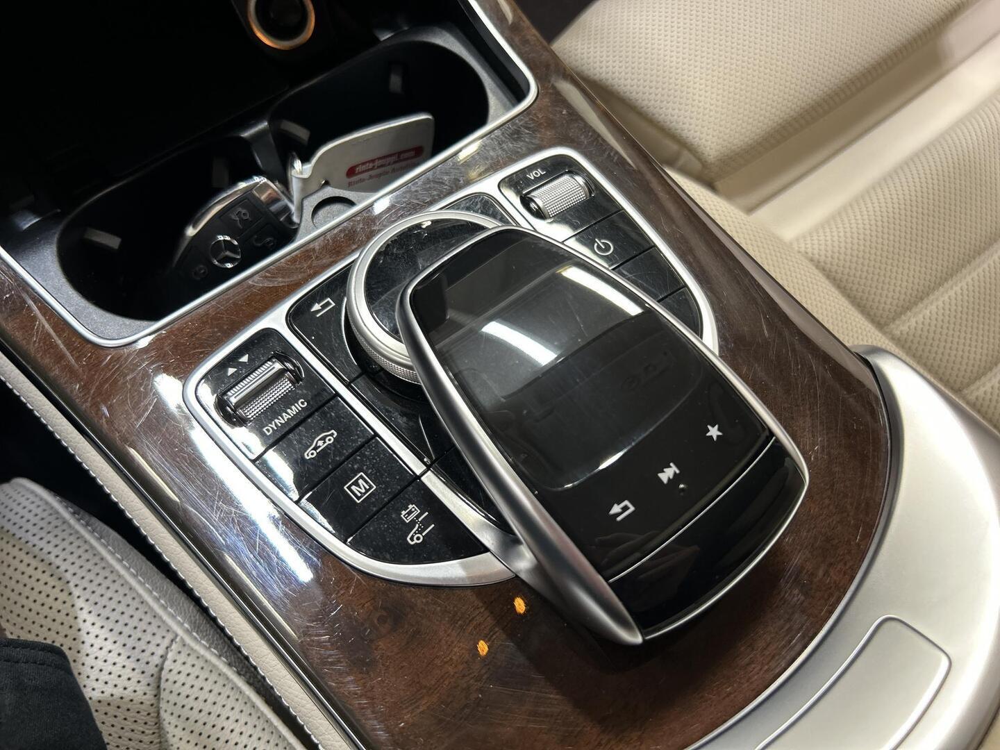 MERCEDES-BENZ GLC 2018