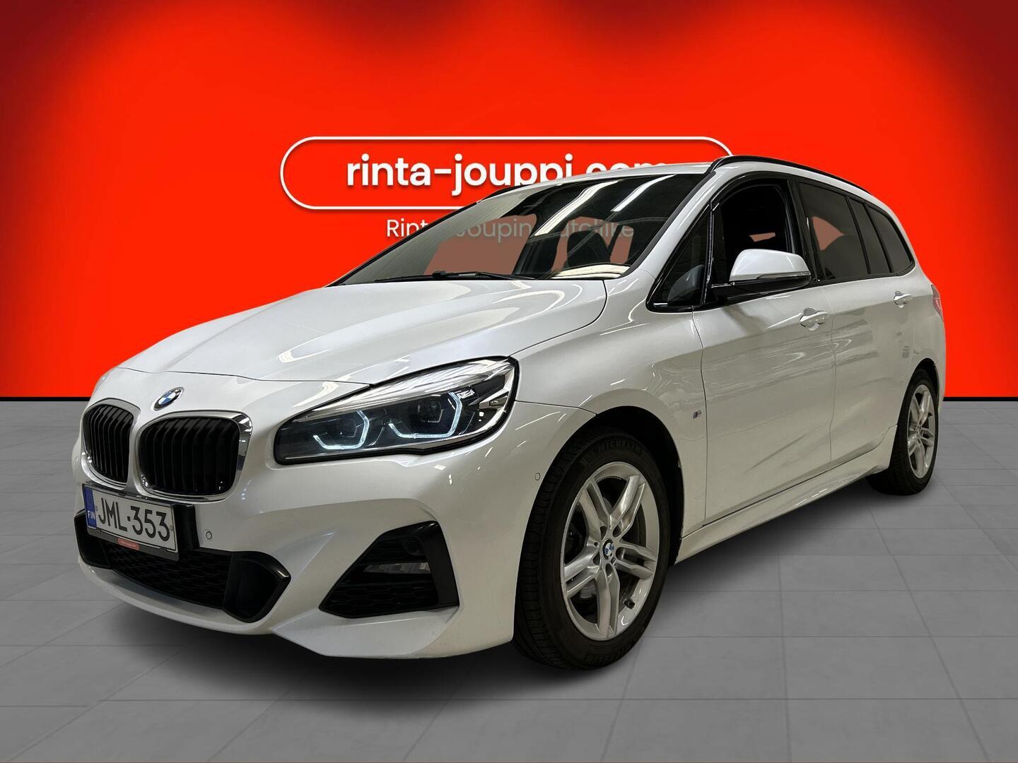 BMW 218 2022