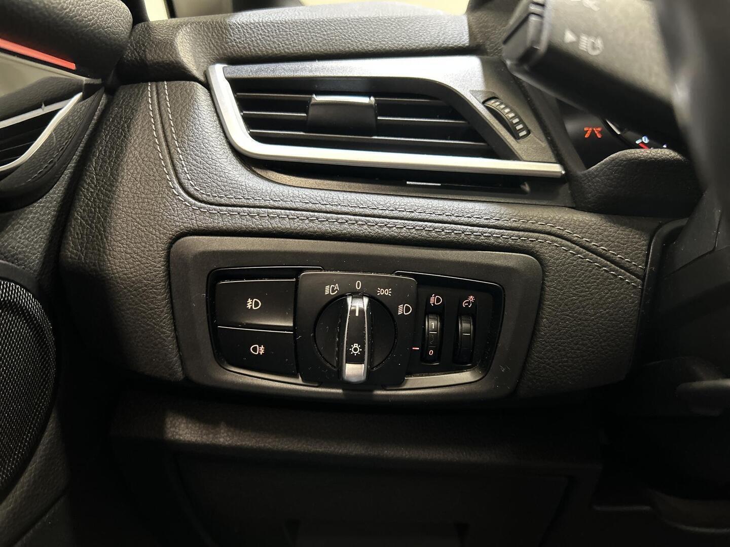 BMW 218 2022