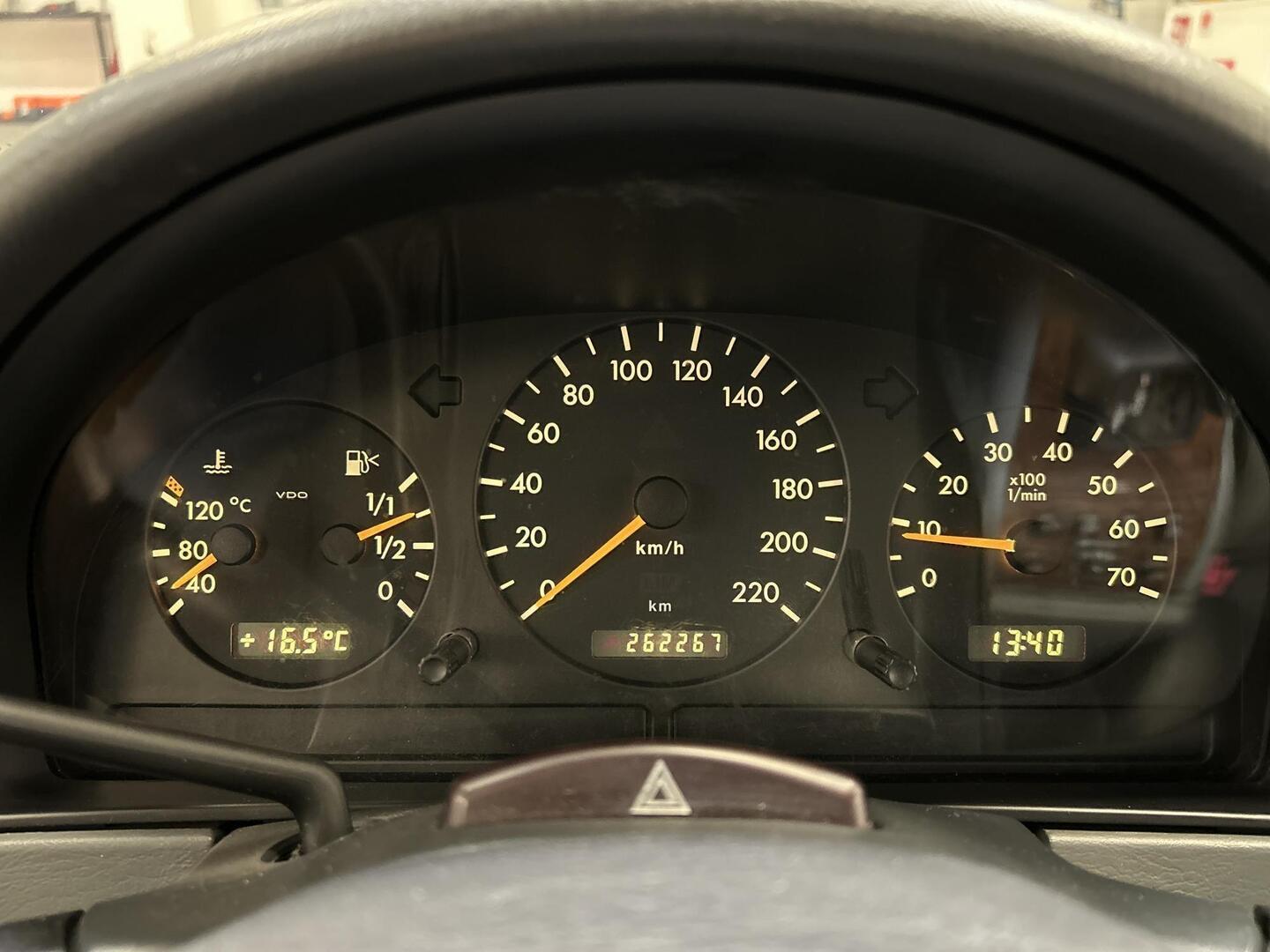 MERCEDES-BENZ ML 2000