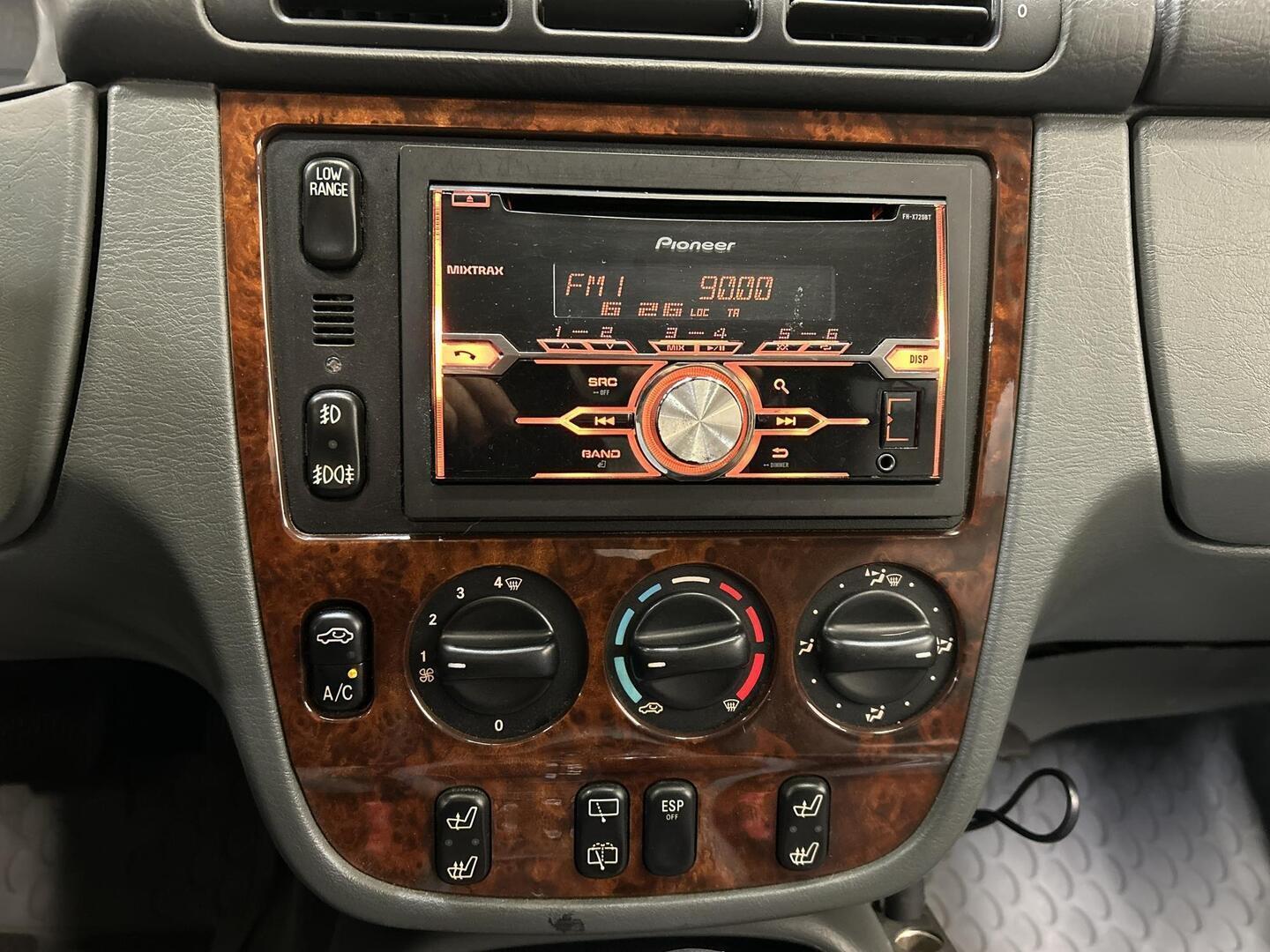 MERCEDES-BENZ ML 2000